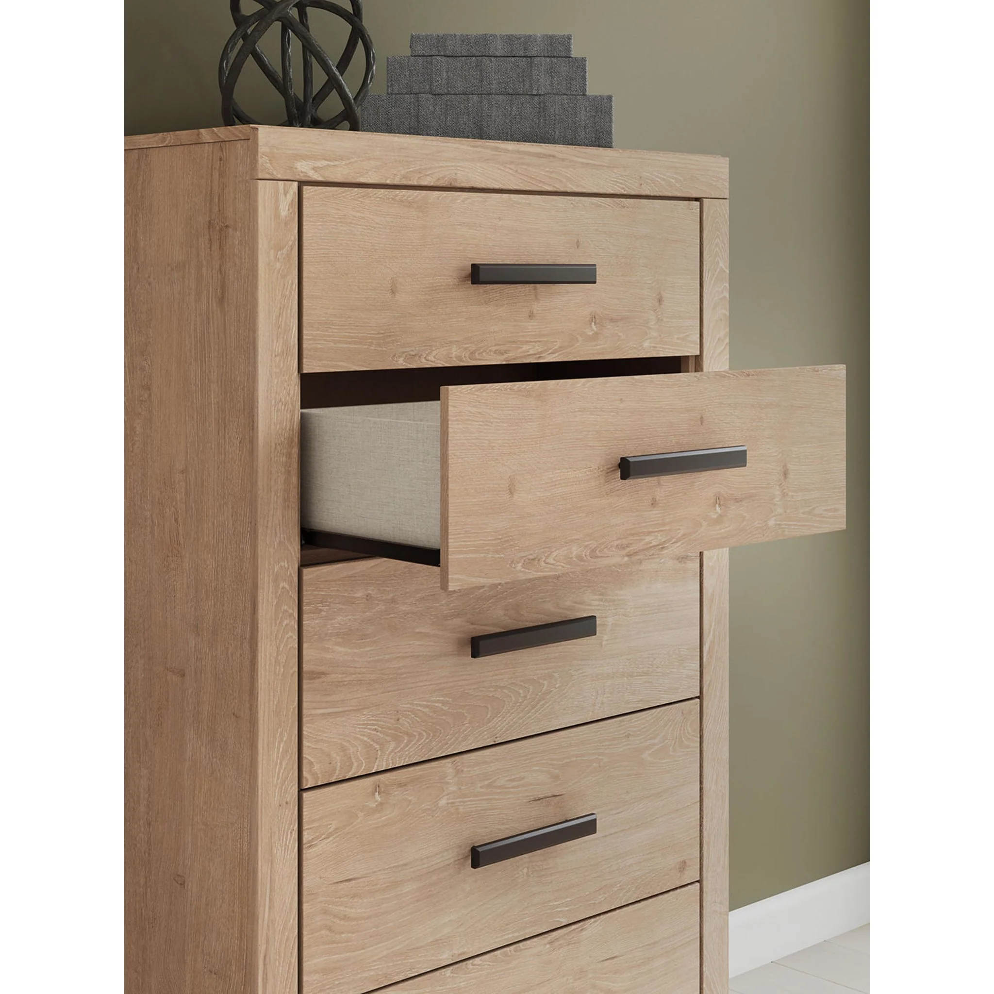 Sanginlane Chest - Image 8