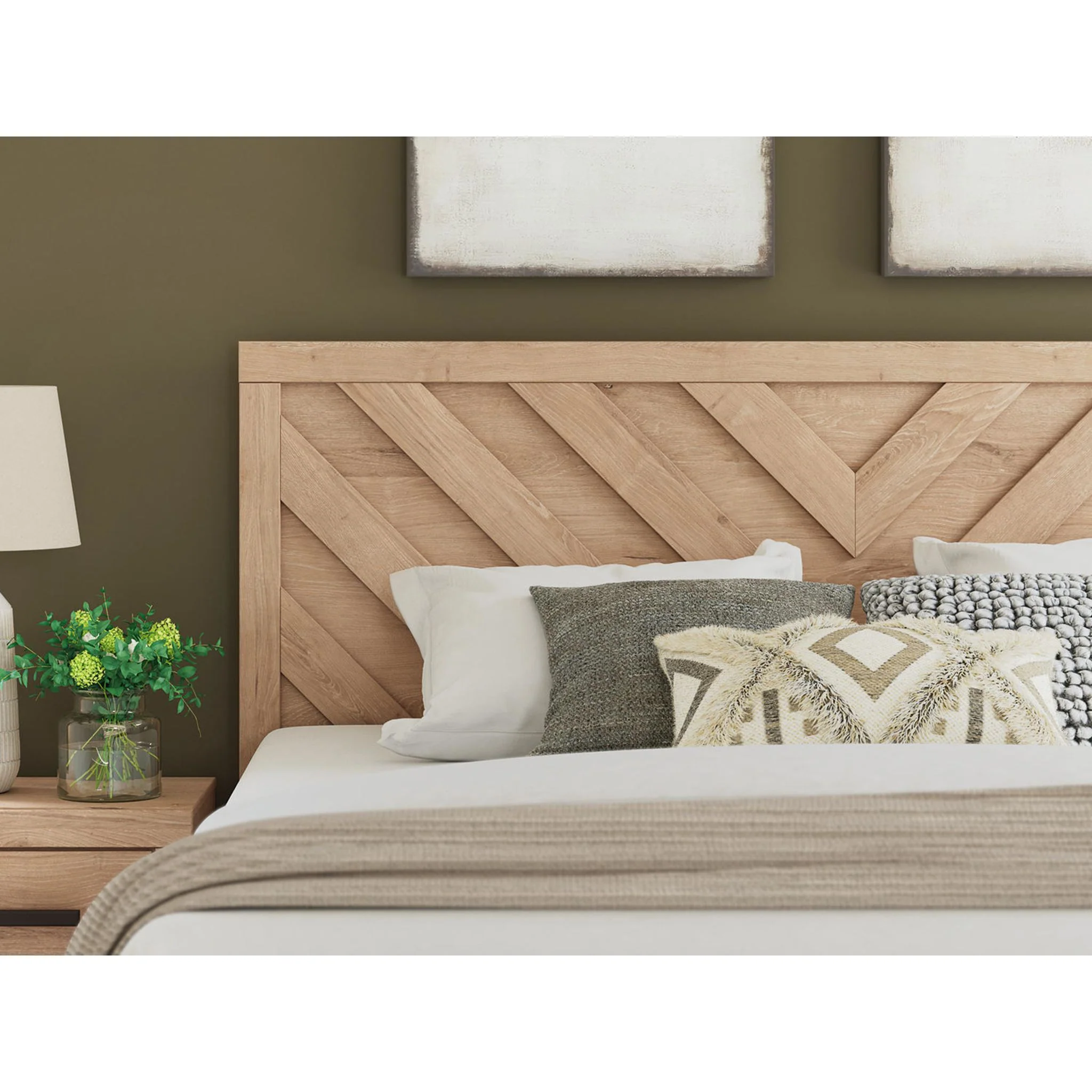 Sanginlane King Panel Bed - Image 7