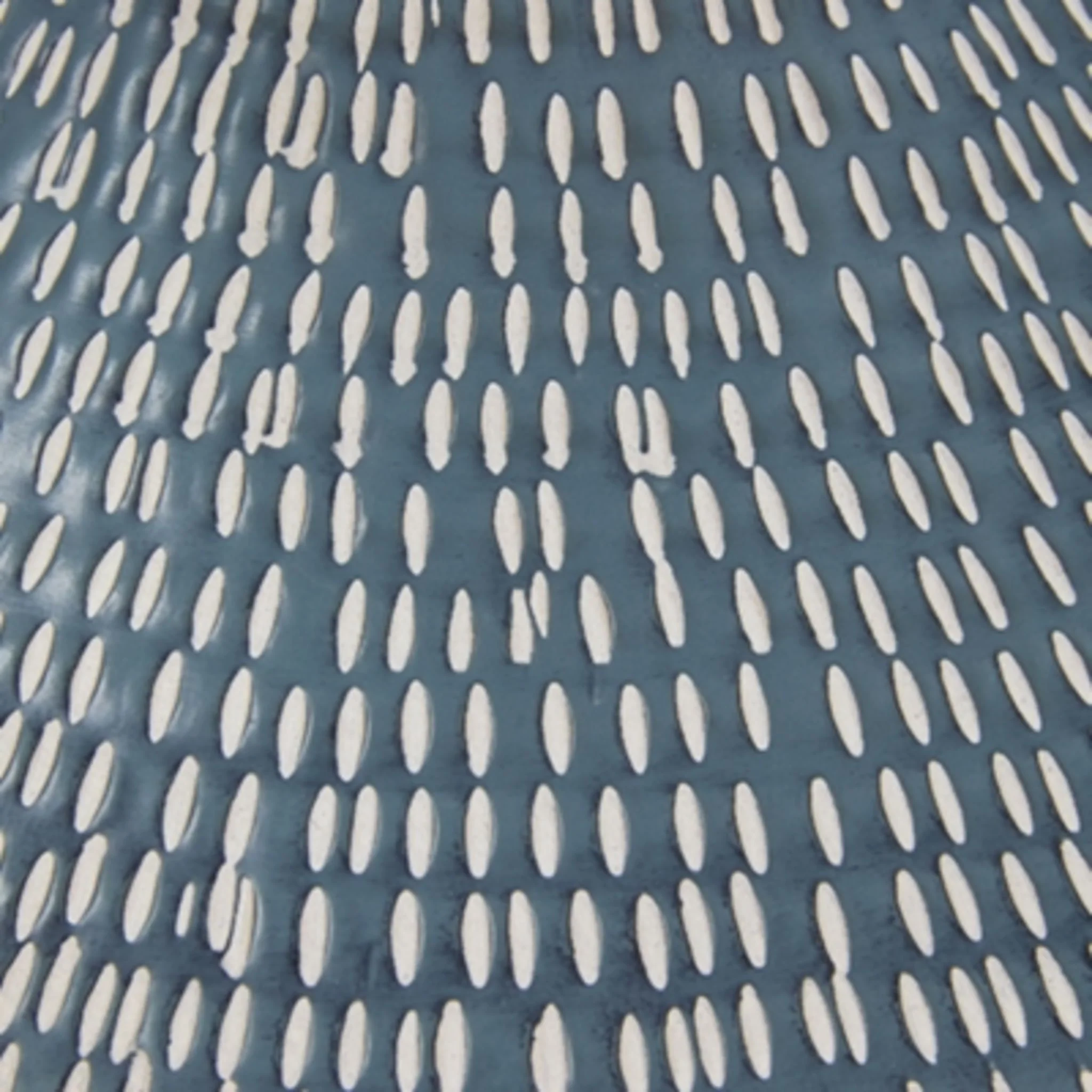 Schylarmont Table Lamp - Image 4