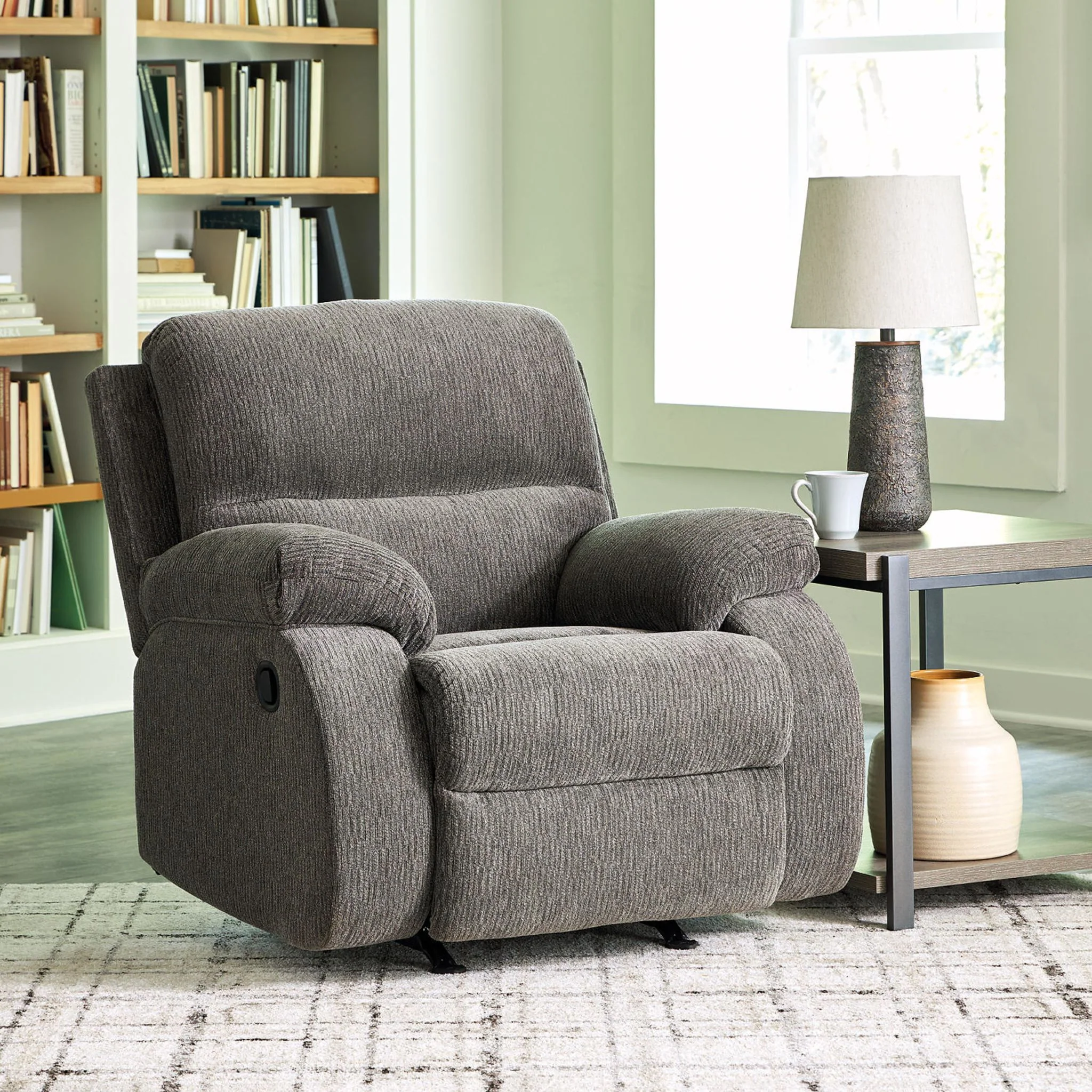 Scranto Recliner - Image 4