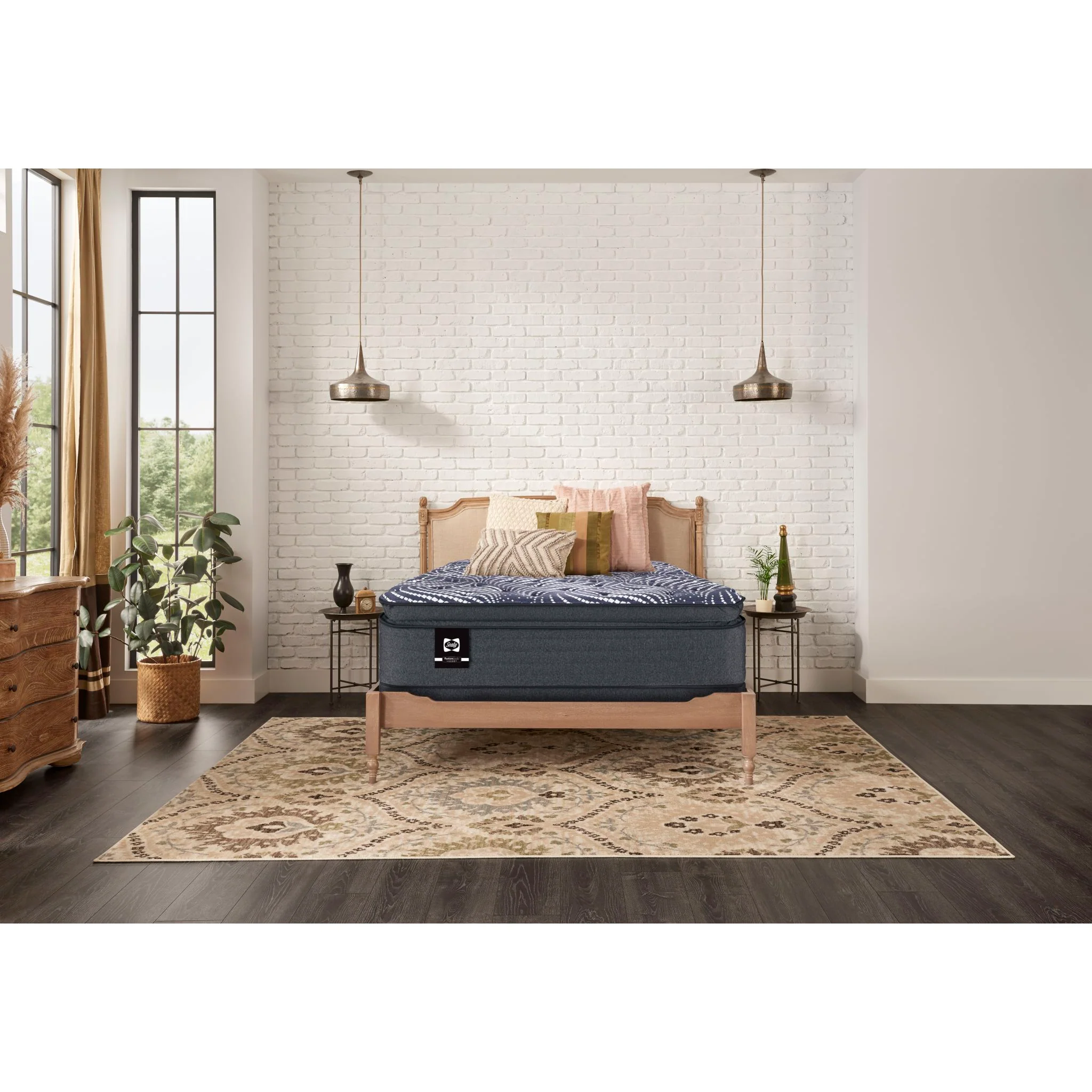 Sealy Posturepedic® Lux Hybrid Isa Plush Euro Pillow Top 15.5 inch Mattress - Image 4