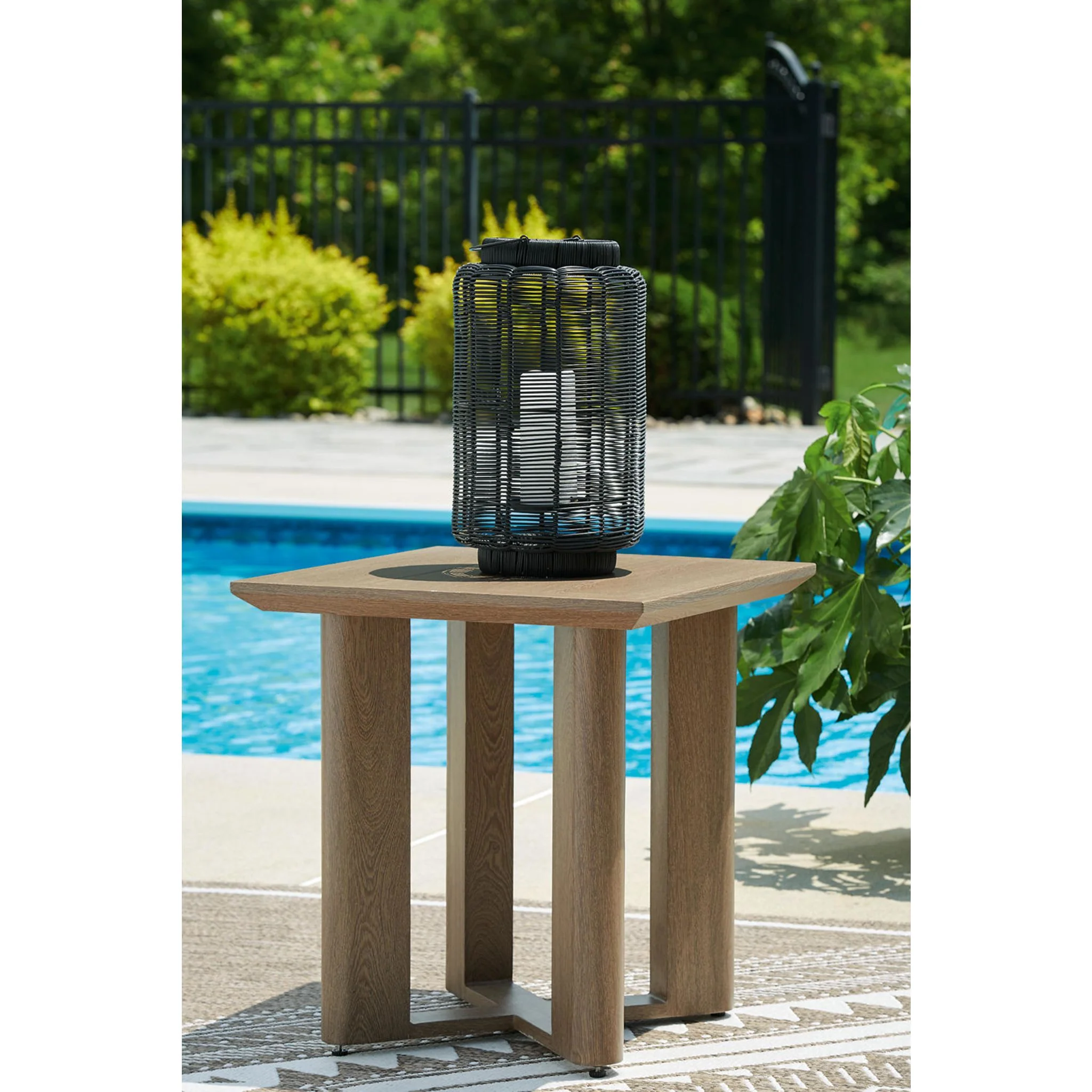 Serene Bay Outdoor End Table - Image 2