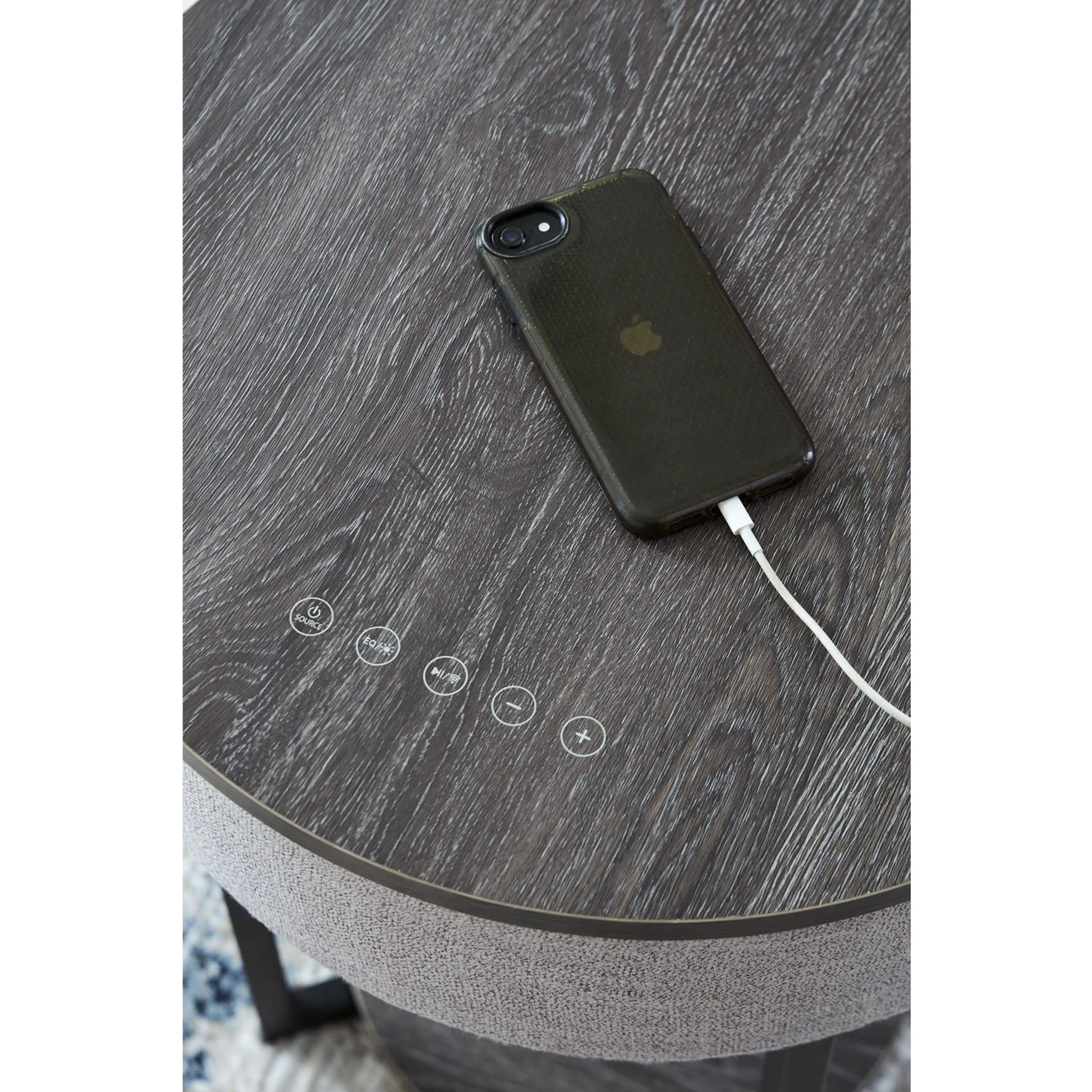 Sethlen Accent Table - Image 8