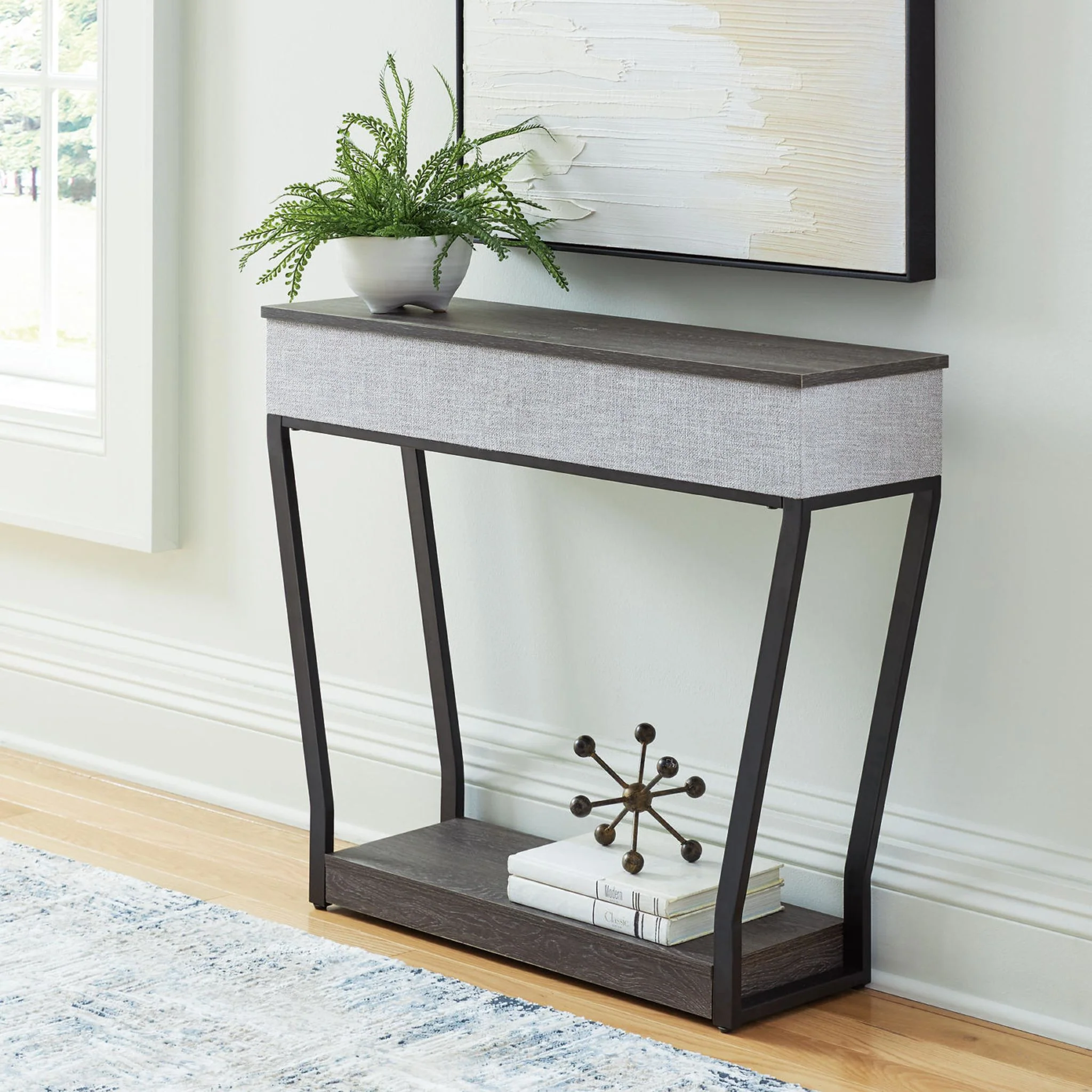 Sethlen Console Table - Image 2
