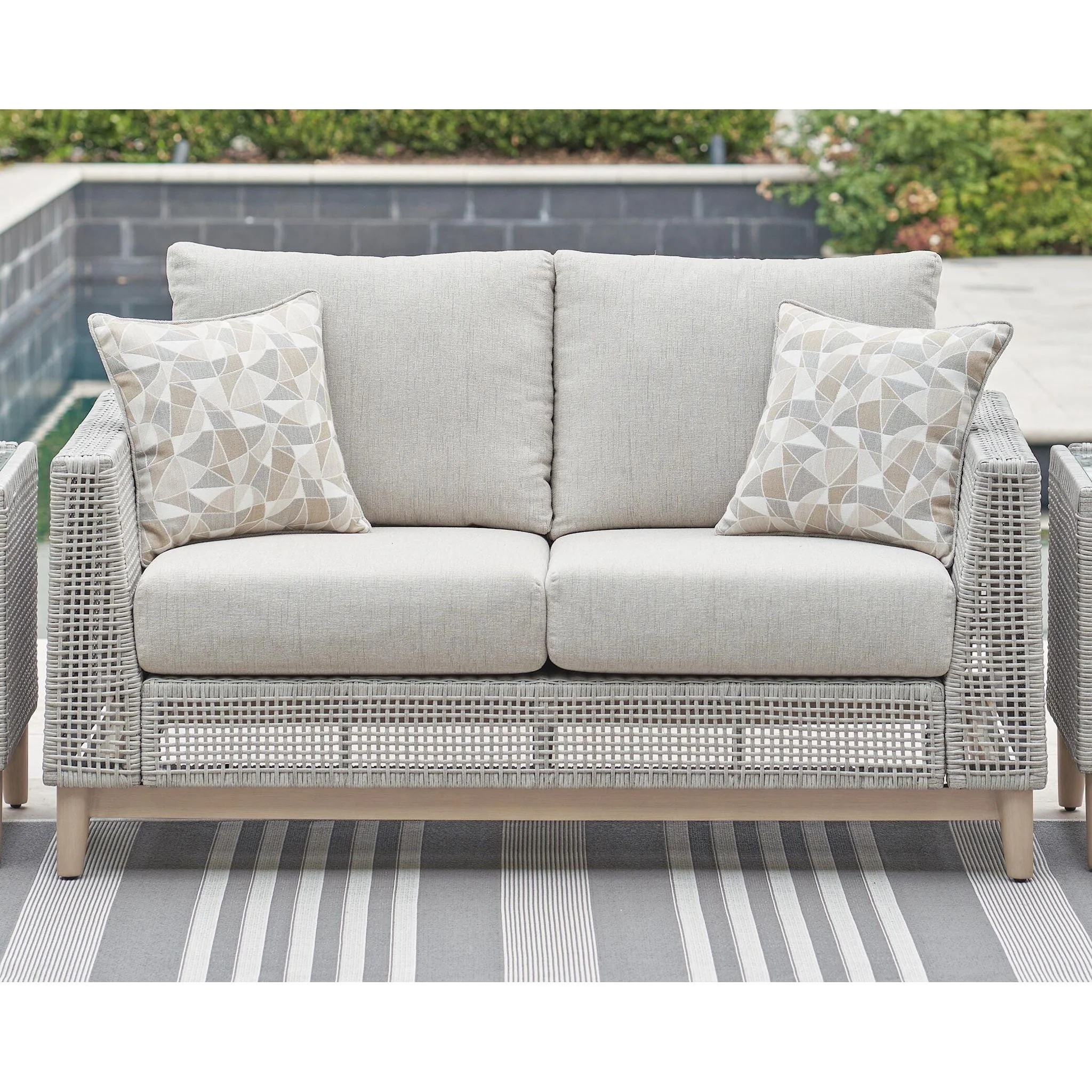 Seton Creek 2 Piece Outdoor Seating - Image 12