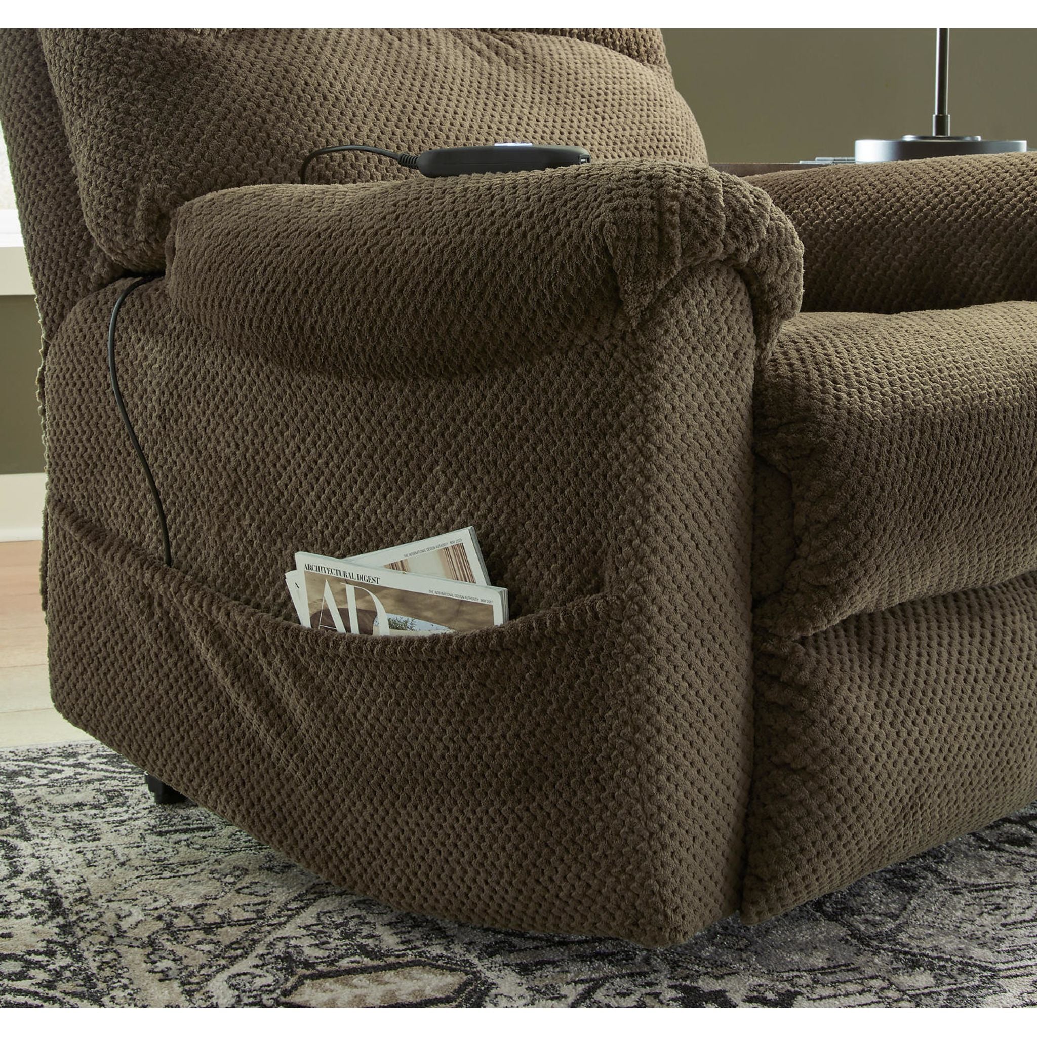 Shadowboxer Power Lift Recliner - Image 10