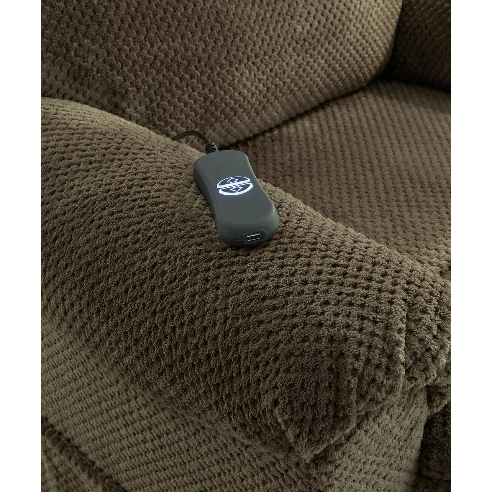Shadowboxer Power Lift Recliner - Image 11