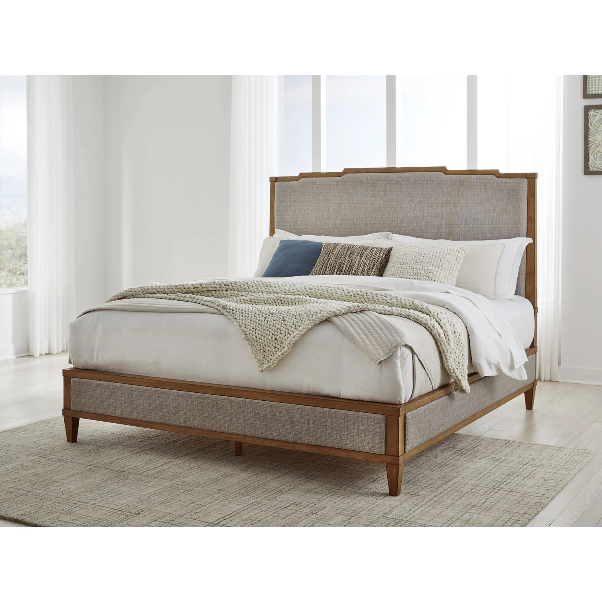Sharlance 5 Piece King Panel Bedroom - Image 9