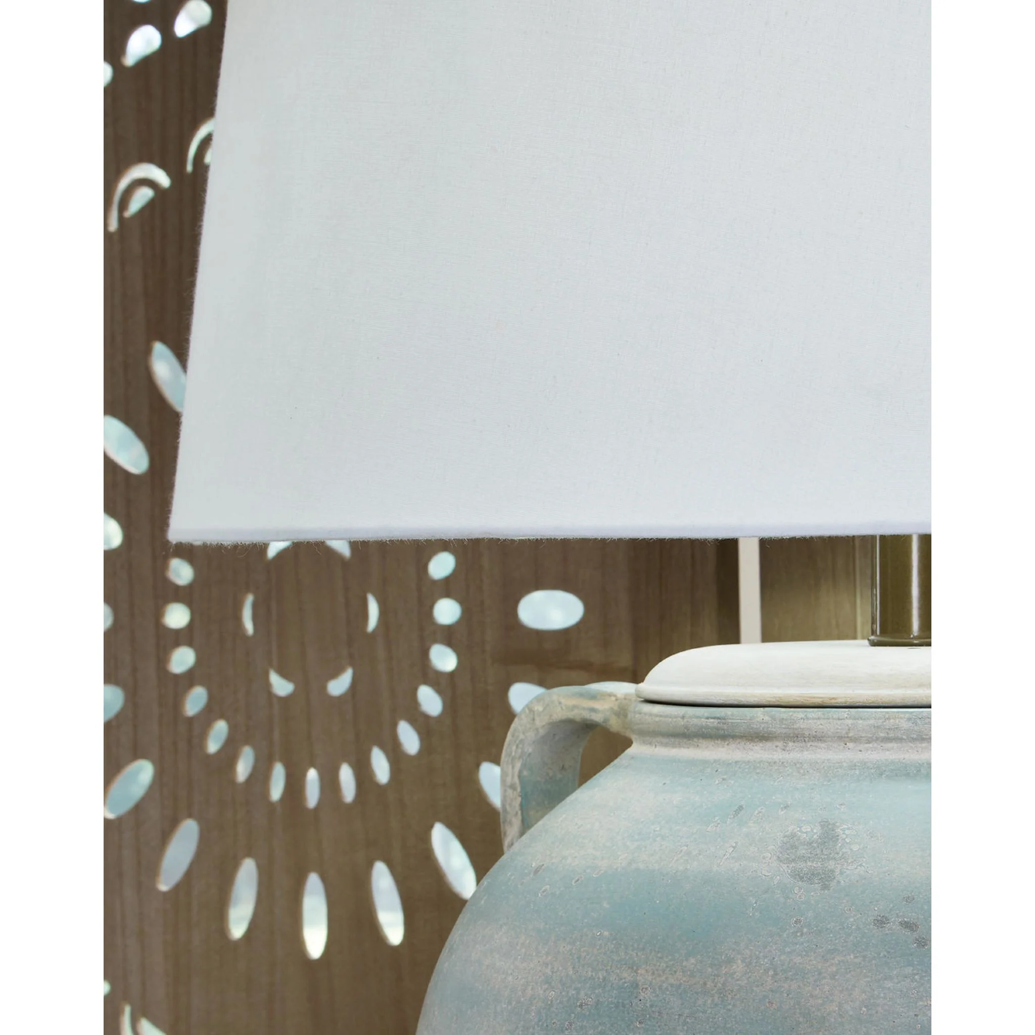 Shawburg Table Lamp - Image 4