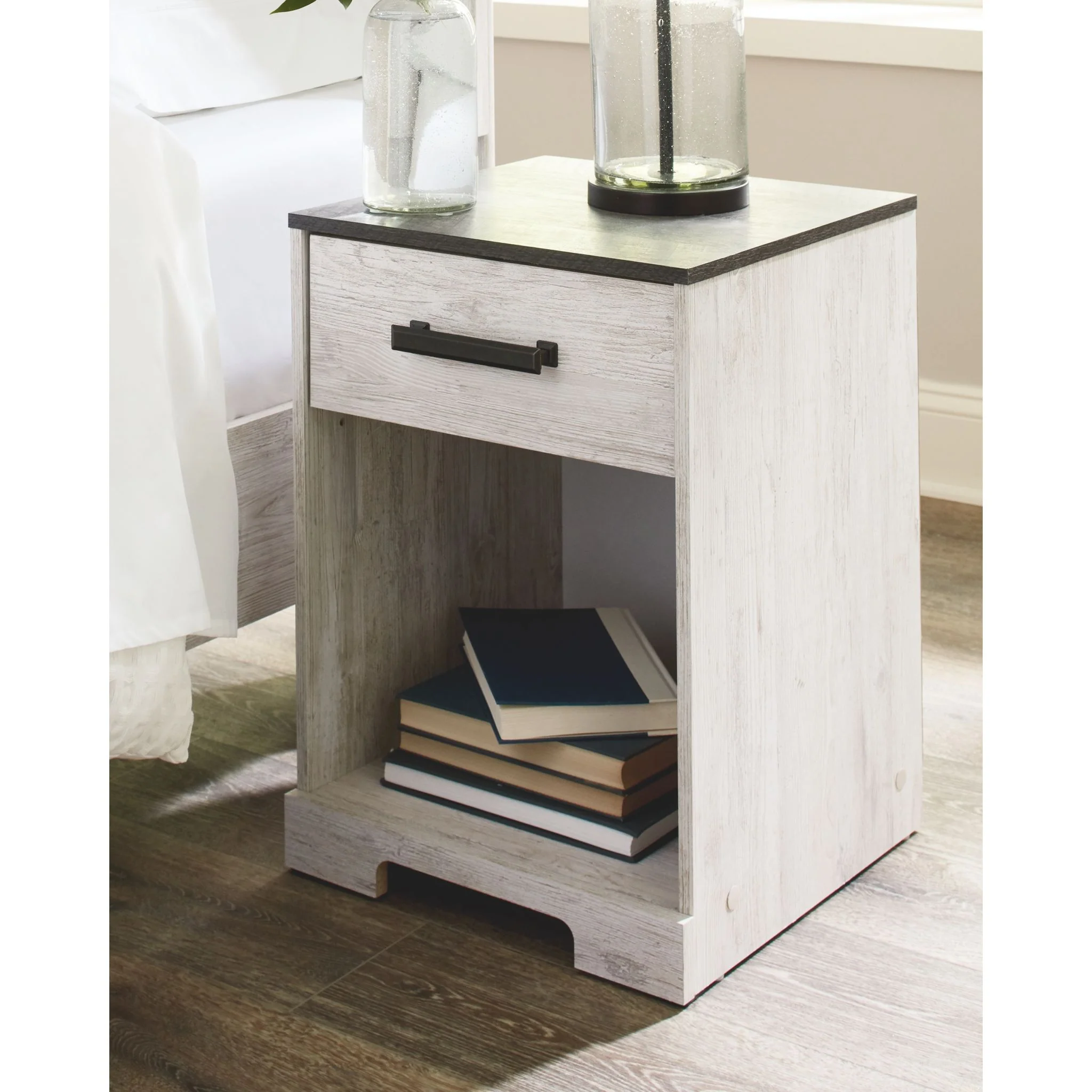Shawburn Nightstand - Image 2