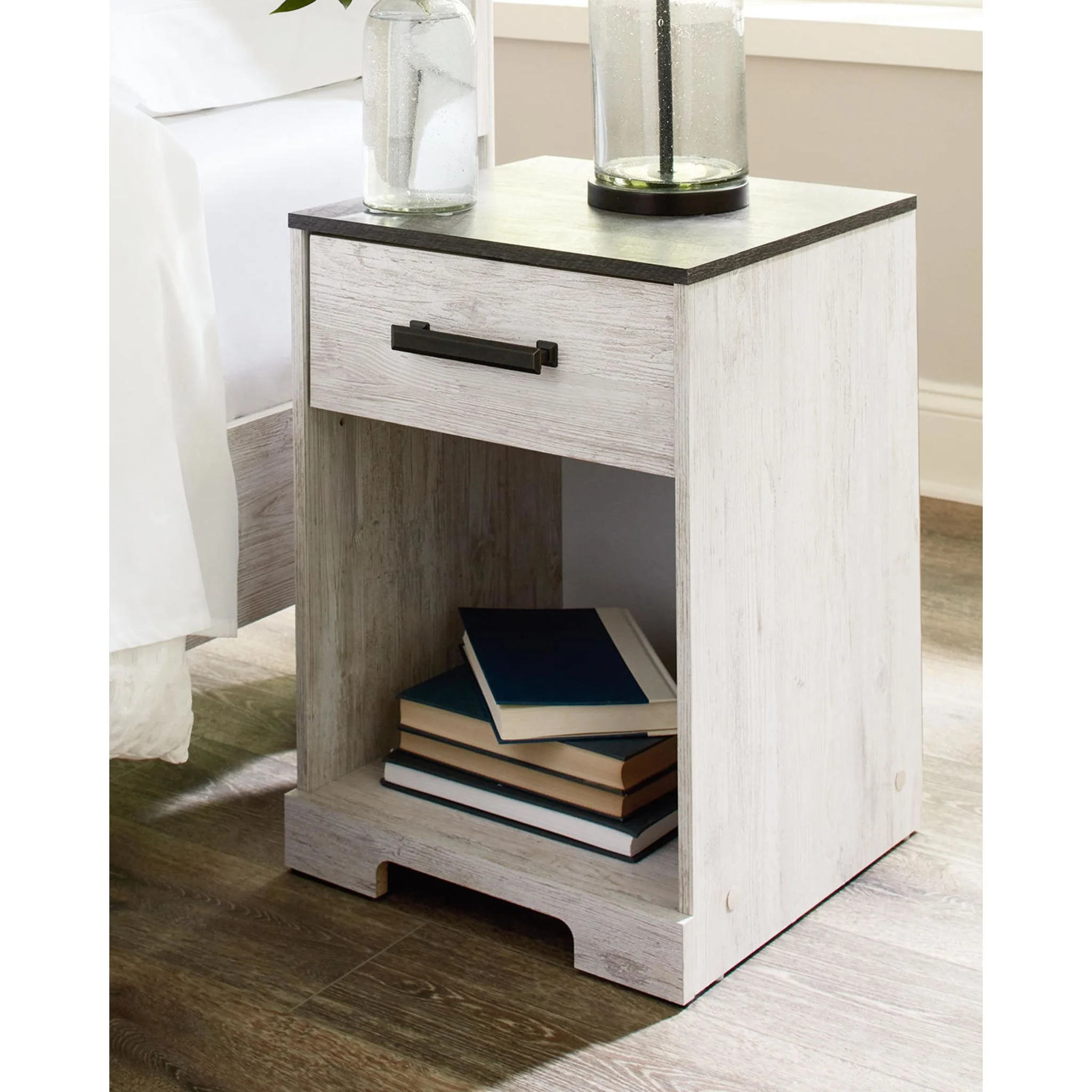 Shawburn Nightstand - Image 8