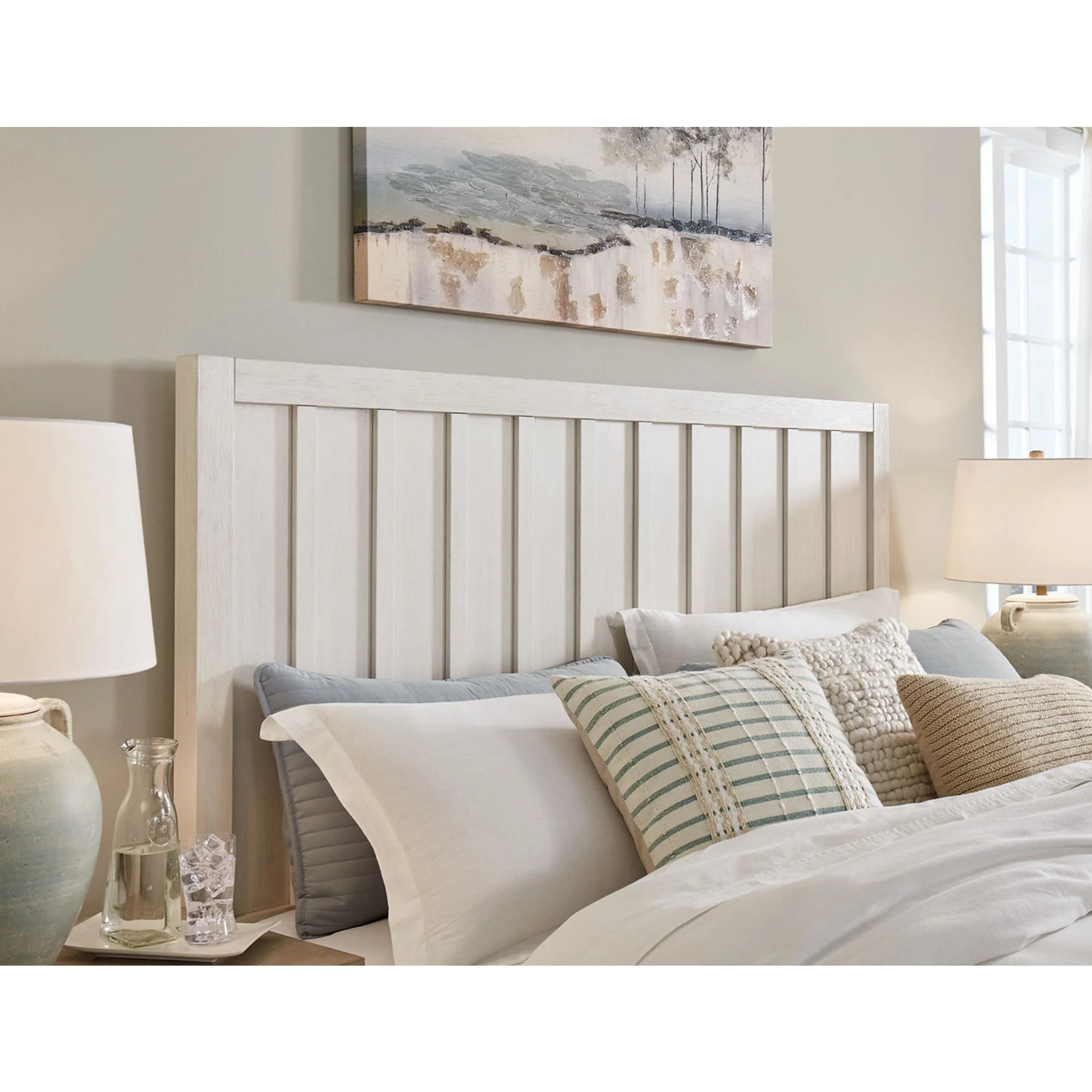 Shaybrock Panel Bed - Image 11