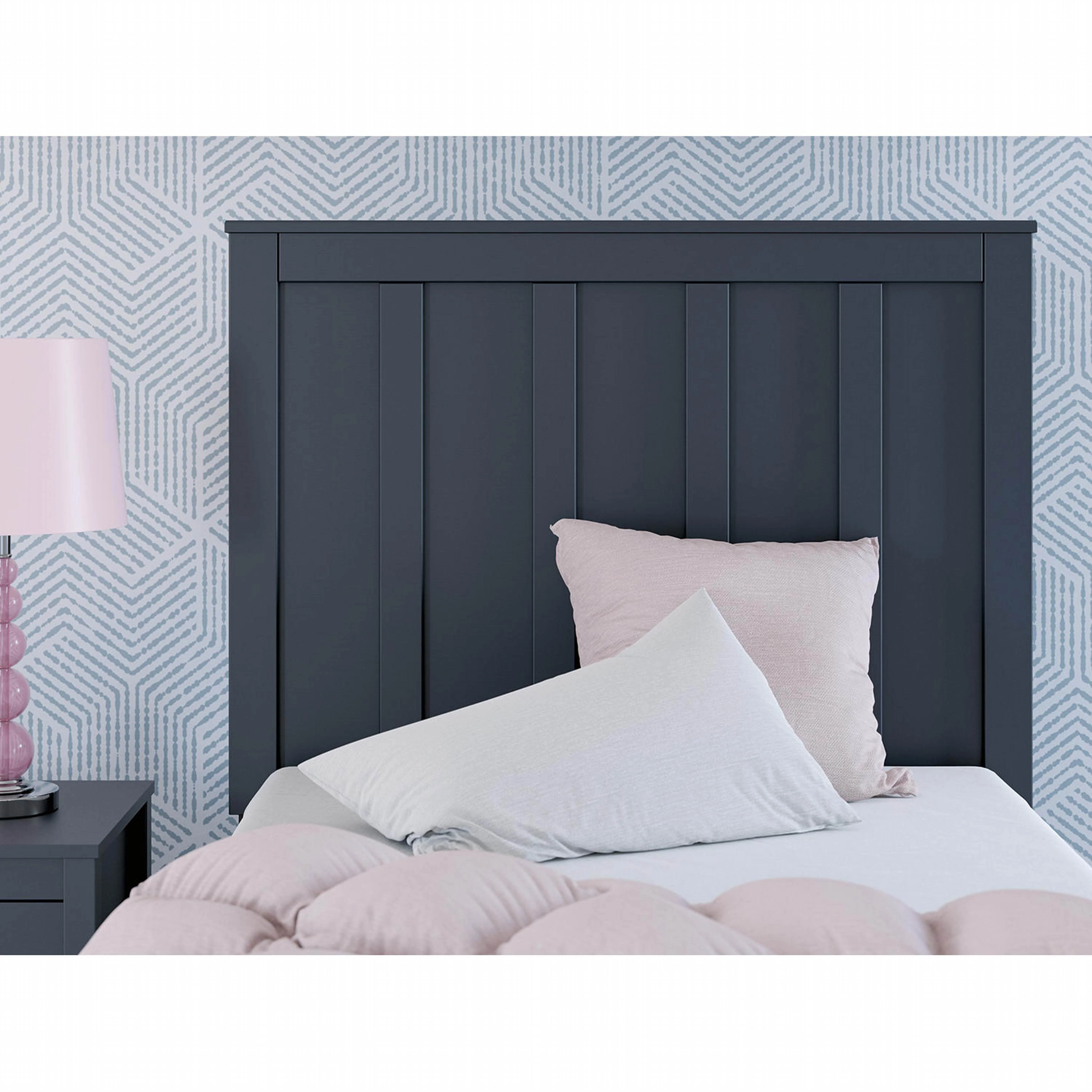 Simmenfort Panel Headboard - Image 4