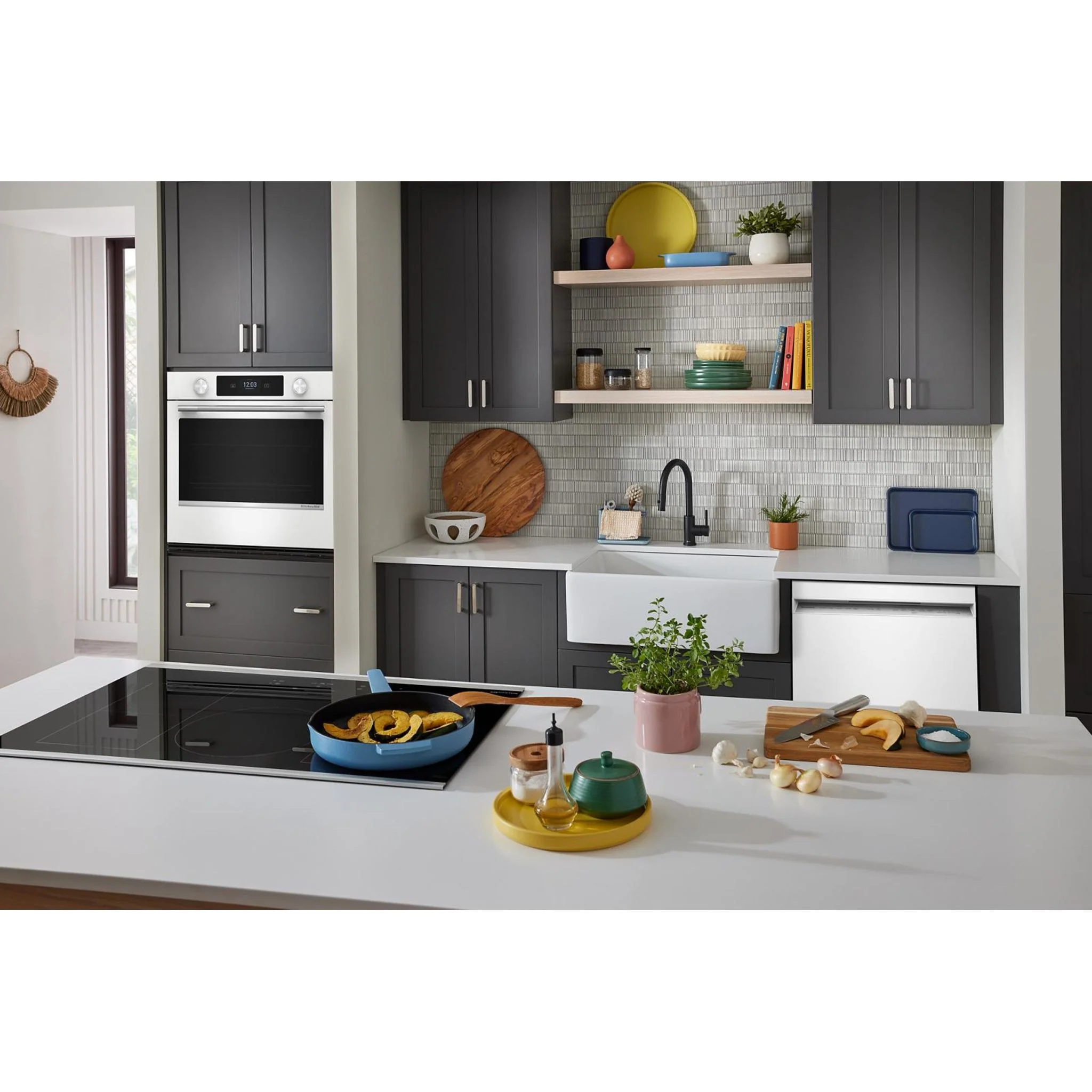 KitchenAid 30-inch Smart Electric Single Wall Oven with Assisted Cooking Modes - White - White (KOES730SWH) - Image 9