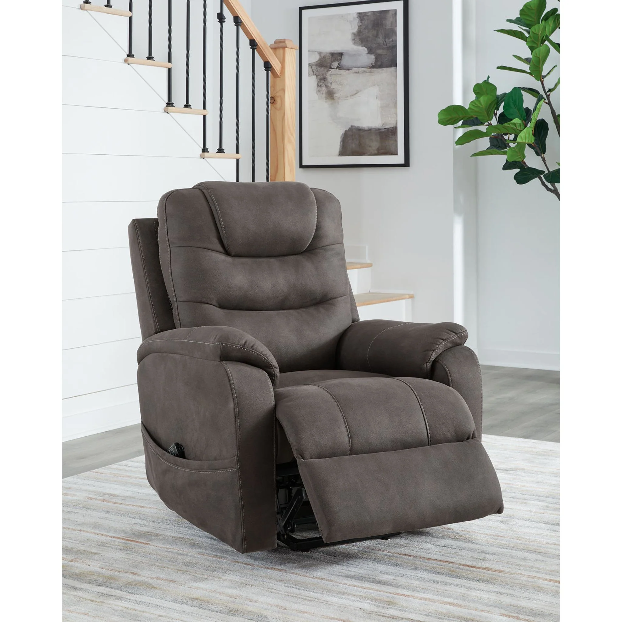 Snowfield Power Lift Recliner - Image 4