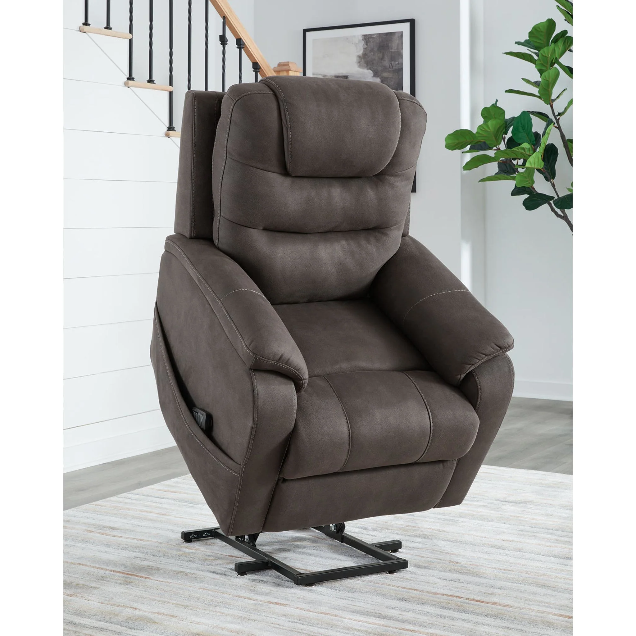 Snowfield Power Lift Recliner - Image 6