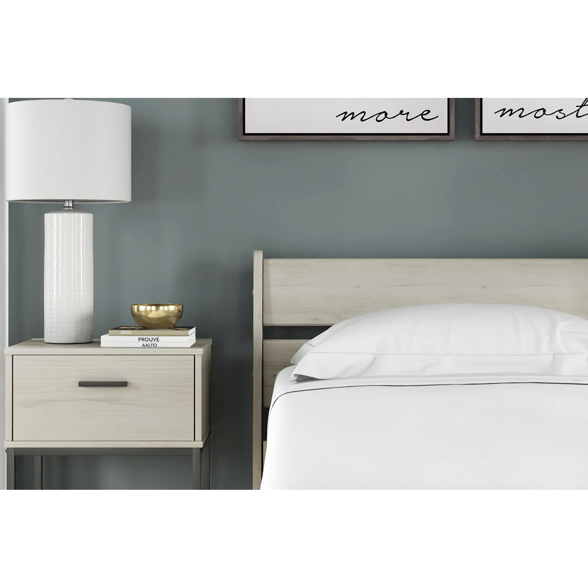 Socalle Panel Bed - Image 9