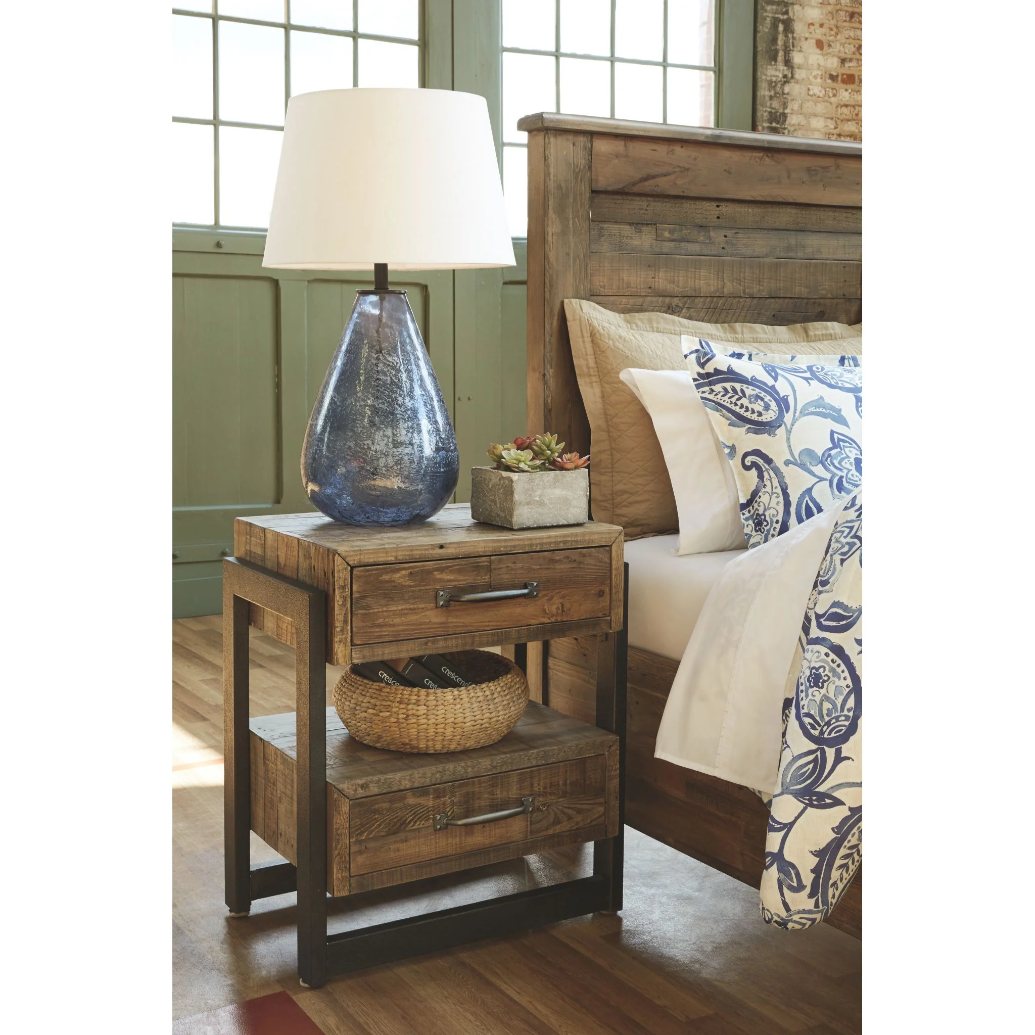 Sommerford Two Drawer Nightstand - Image 5