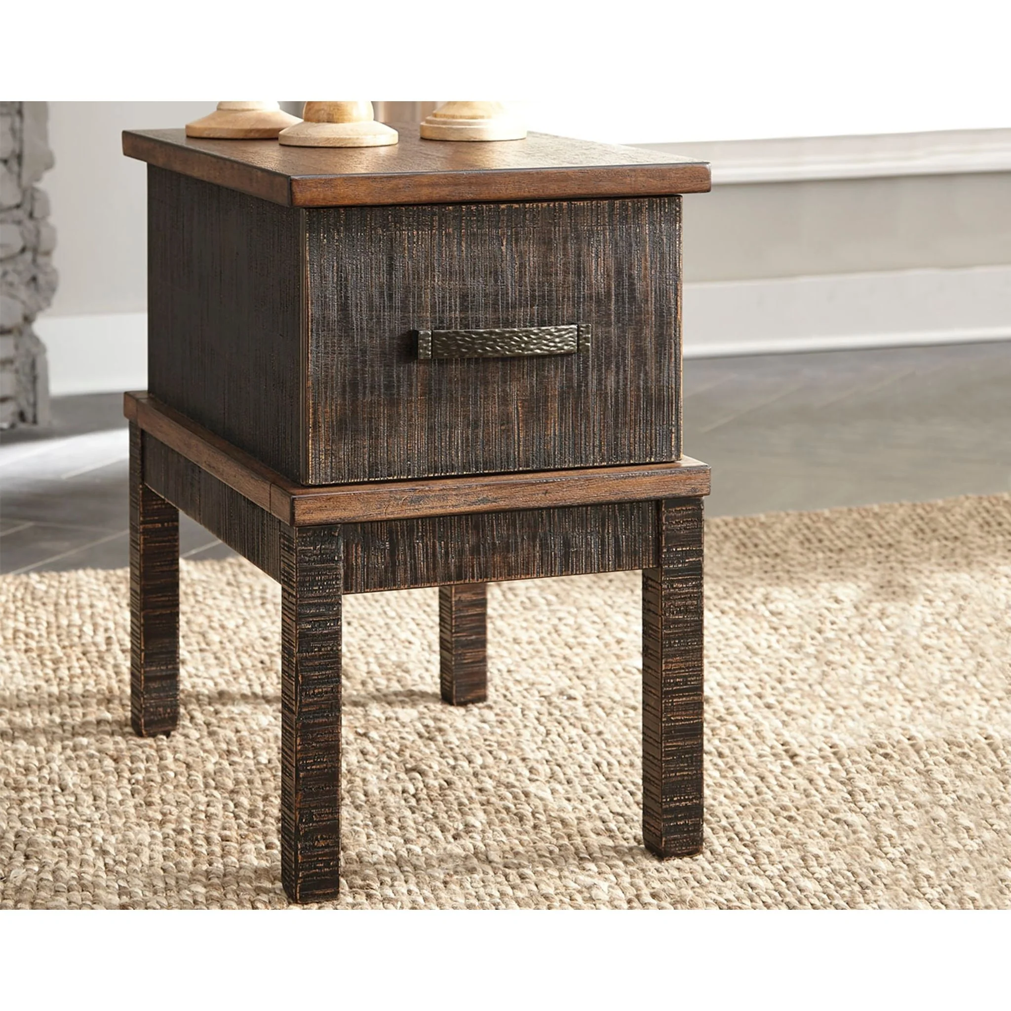 Stanah Chairside End Table - Image 2