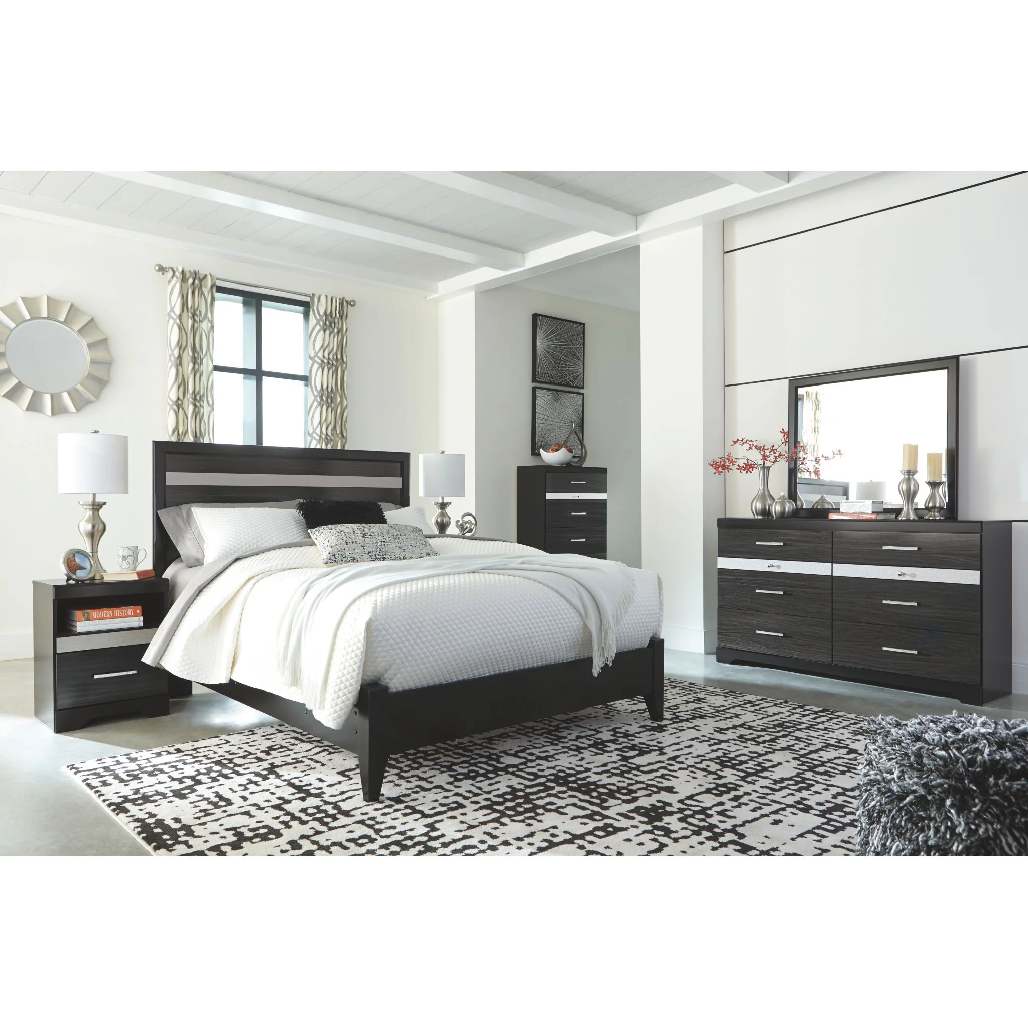 Starberry Panel Bed - Image 3