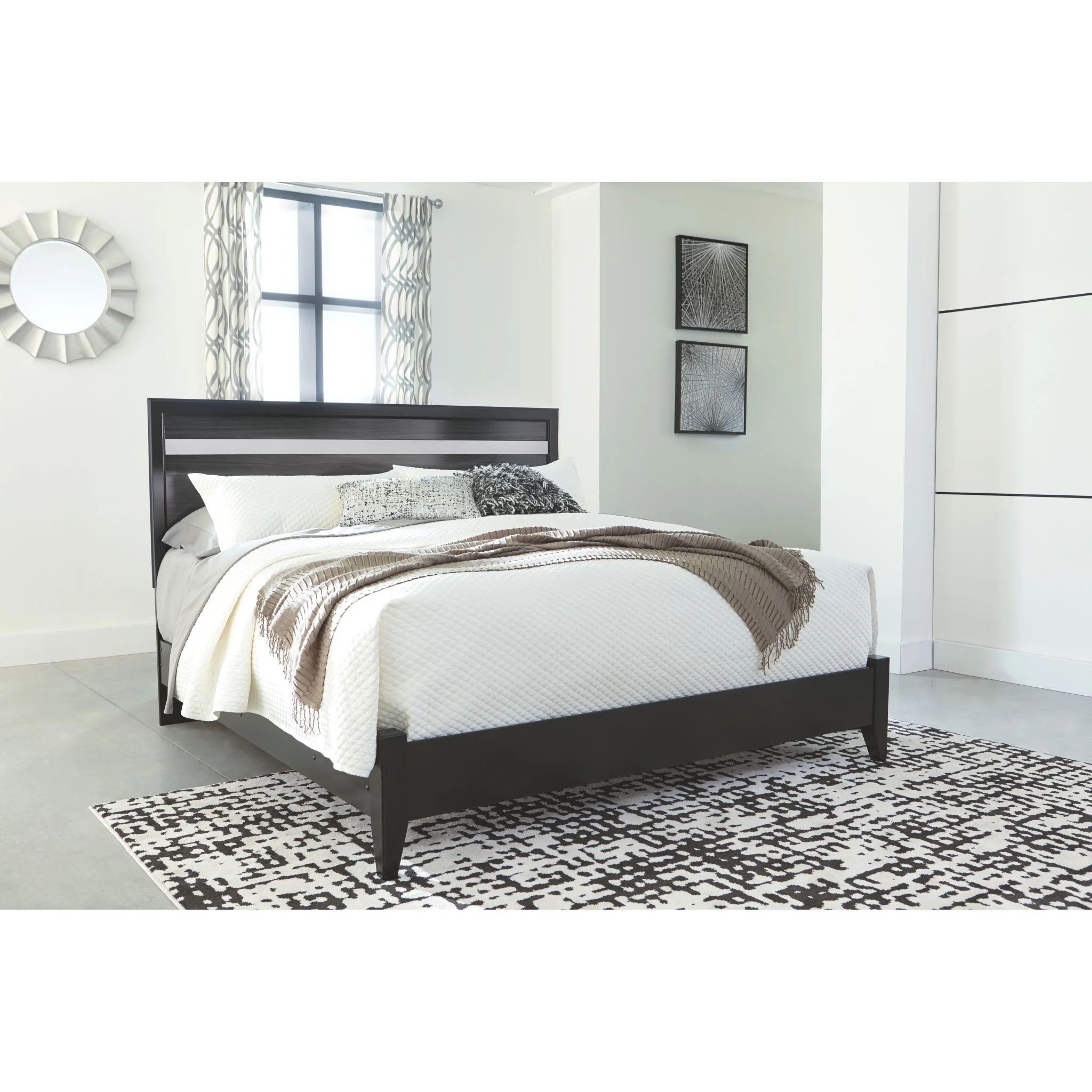 Starberry 5 Piece King Panel Bedroom - Image 3