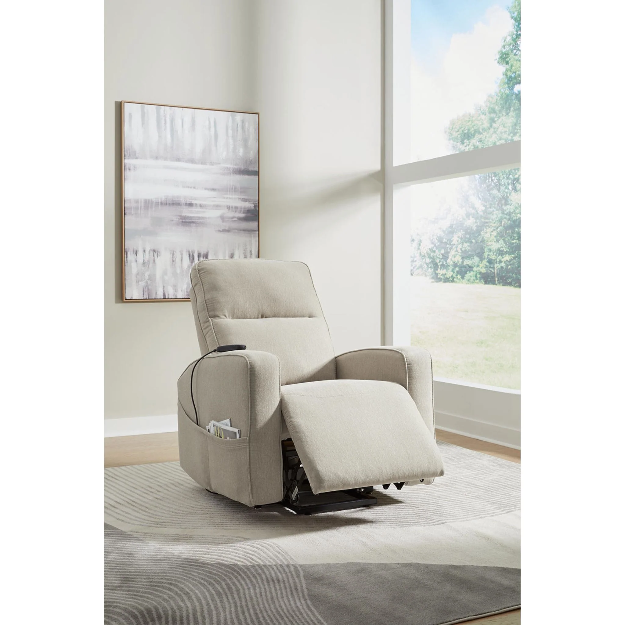 Starganza Power Lift Recliner - Image 5