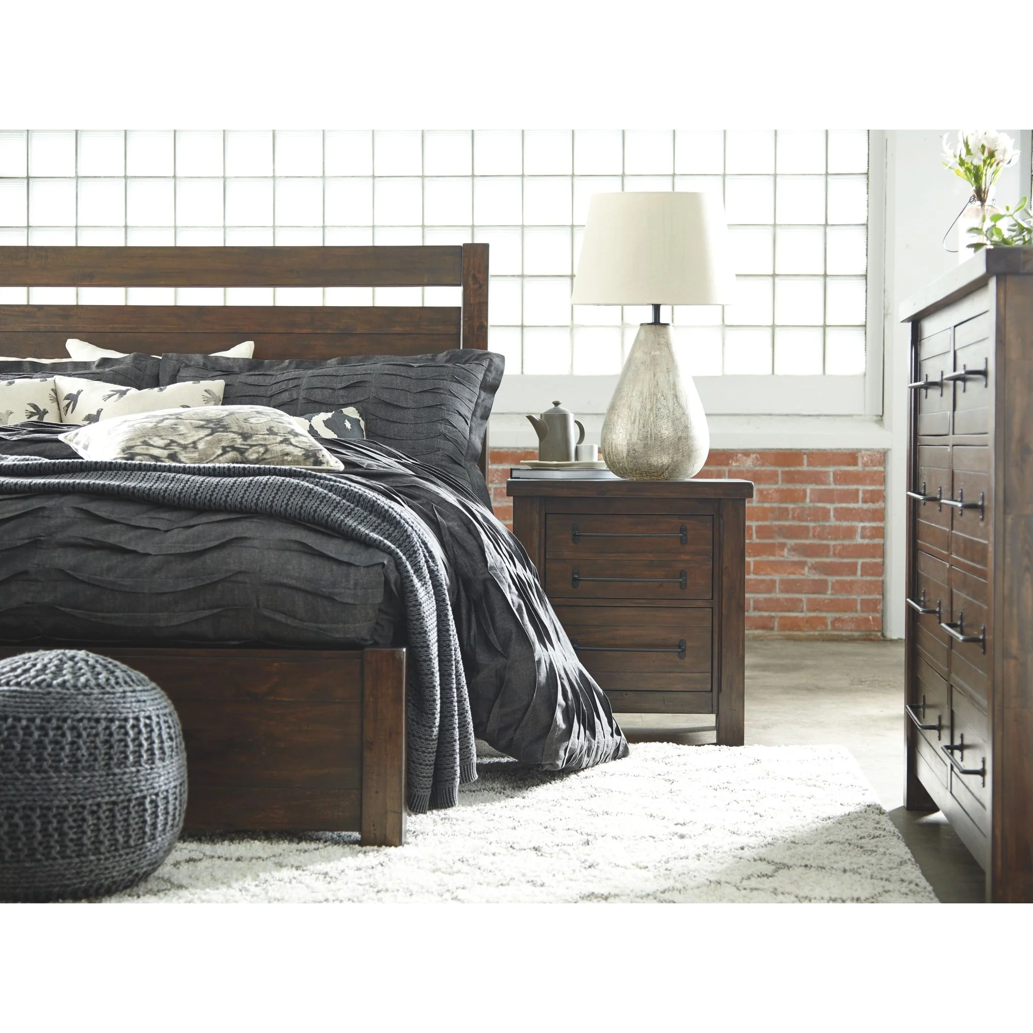 Starmore-Exclusive Dresser - Image 3