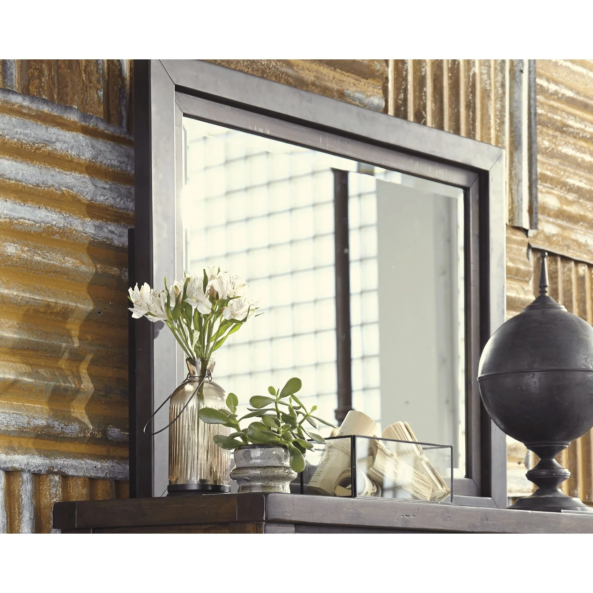 Starmore-Exclusive Dresser and Mirror - Image 6