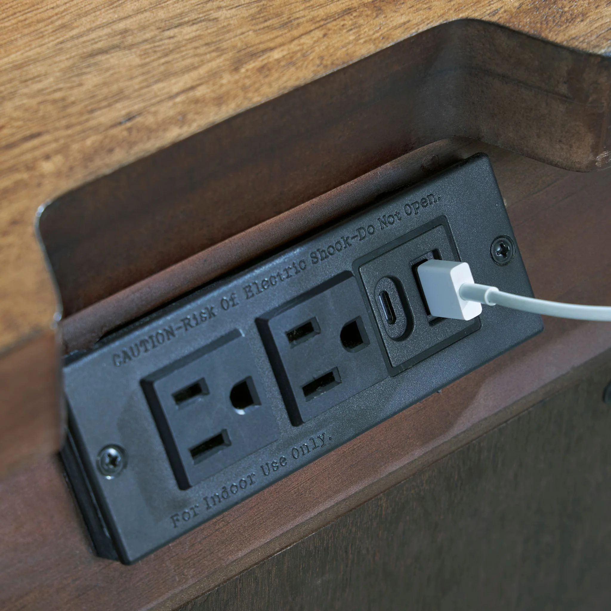 Steenlage-Exclusive Nightstand - Image 8