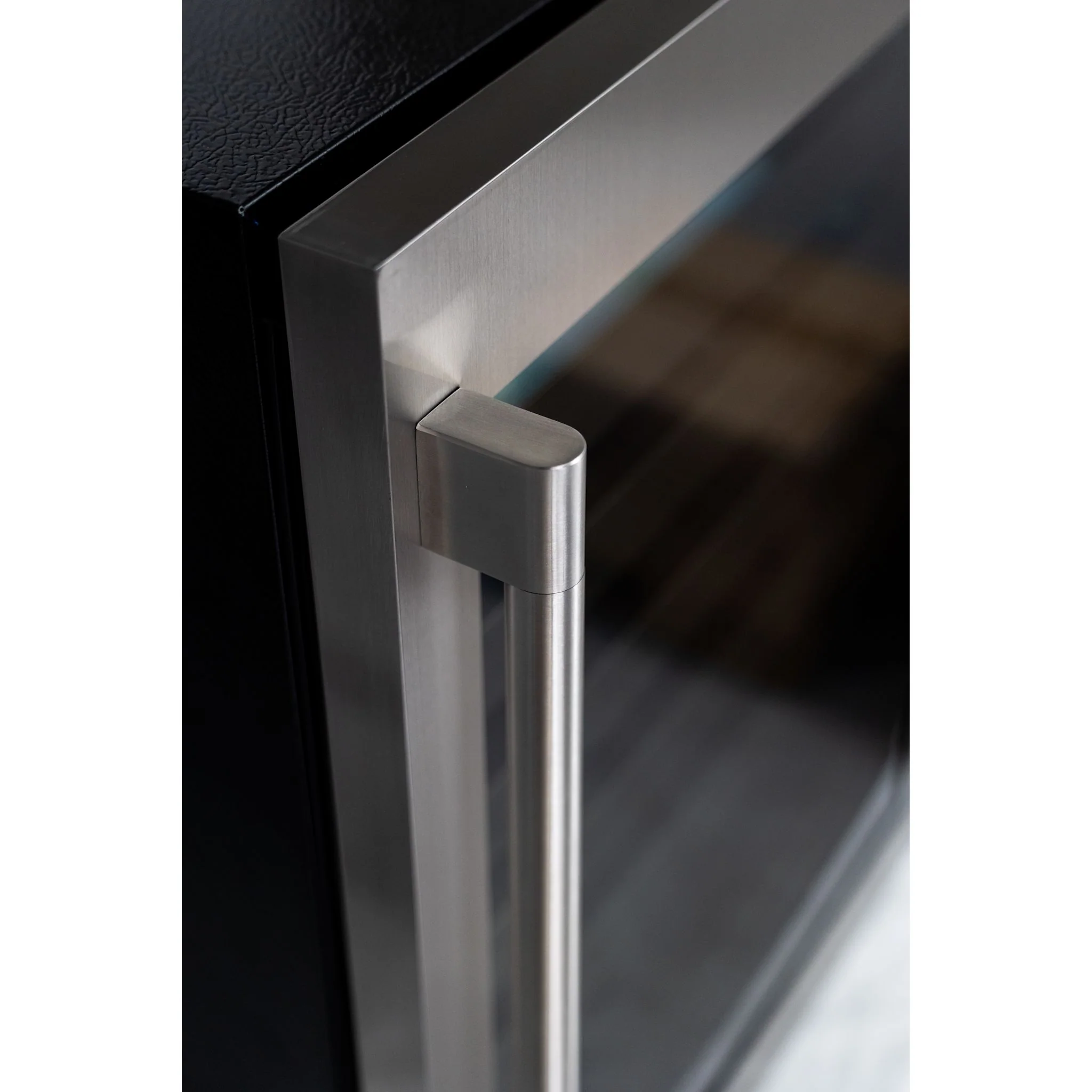 Stirling Marathon 24" Dual Zone Stainless Steel Wine Cooler: Stainless Package - Stainless Steel (S4-D200SS) - Image 16