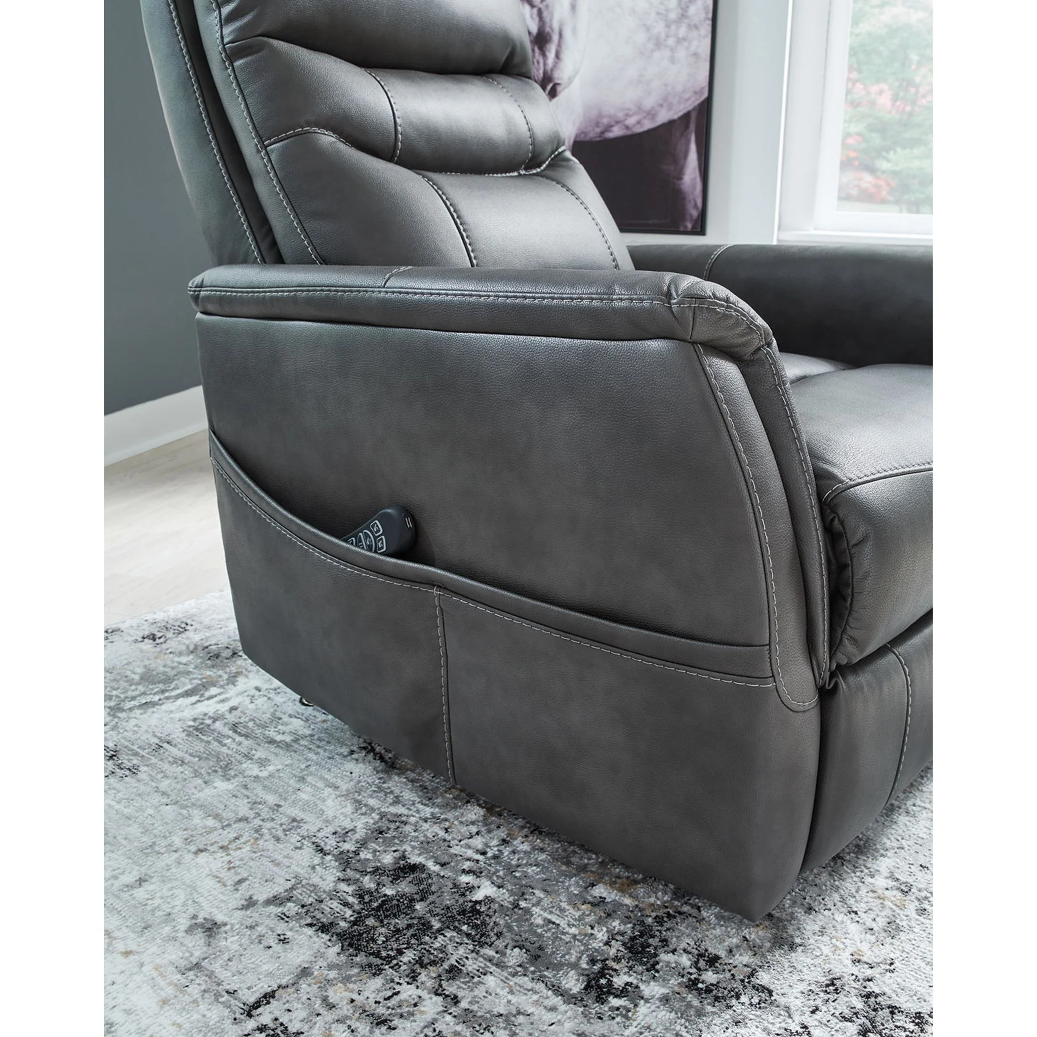 Strawbill Power Lift Recliner - Image 11