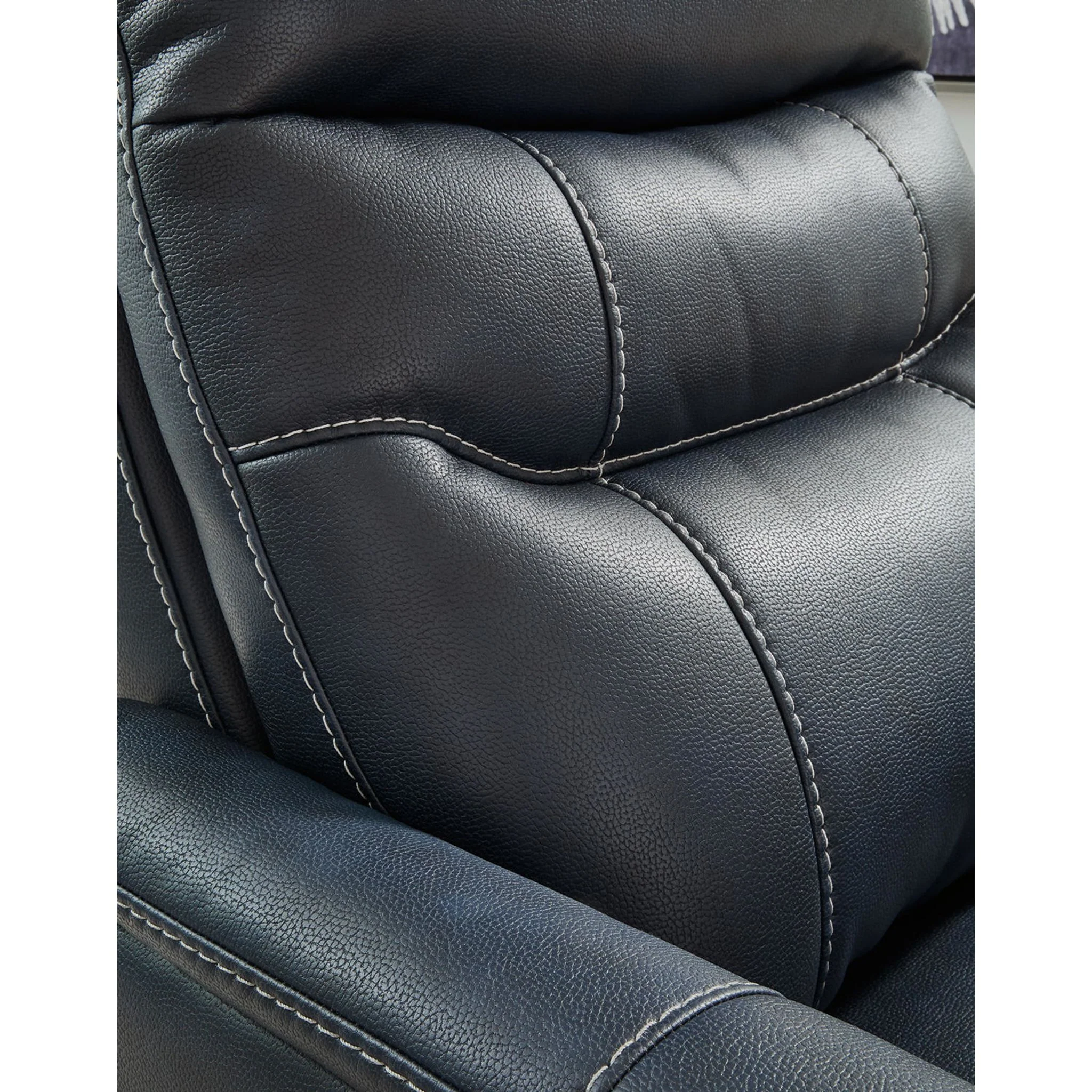 Strawbill Power Lift Recliner - Image 30