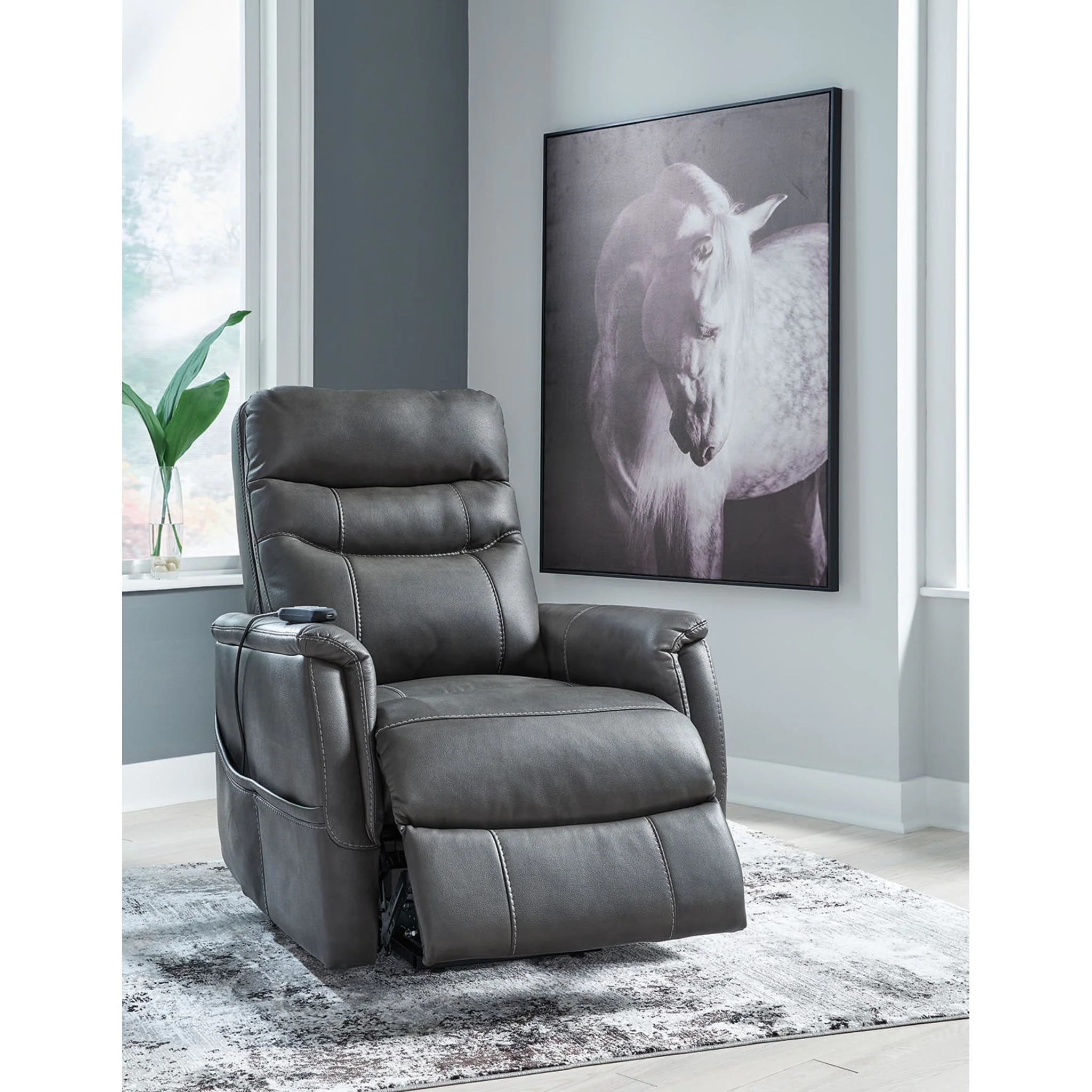 Strawbill Power Lift Recliner - Image 6