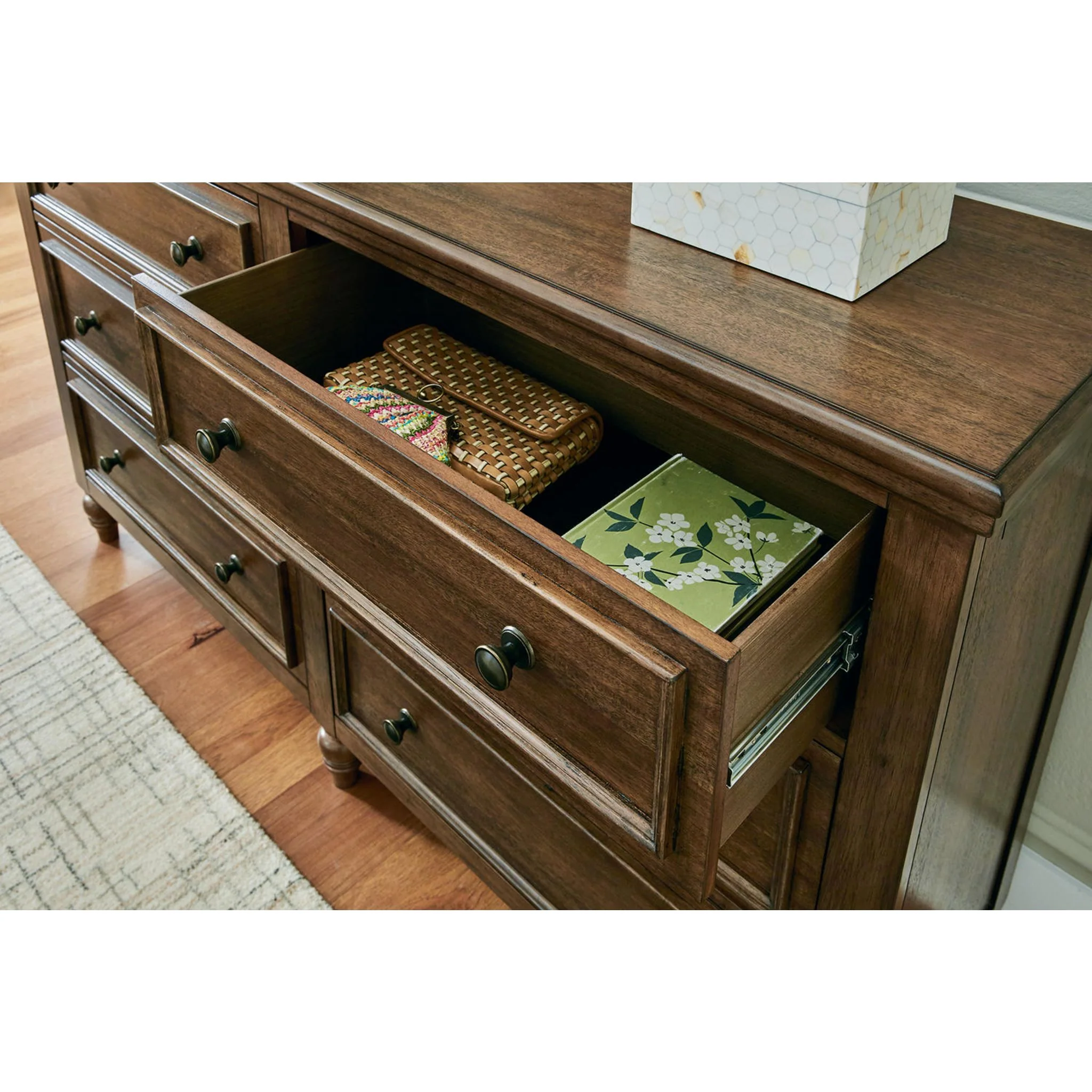 Sturlayne Dresser and Mirror - Image 4