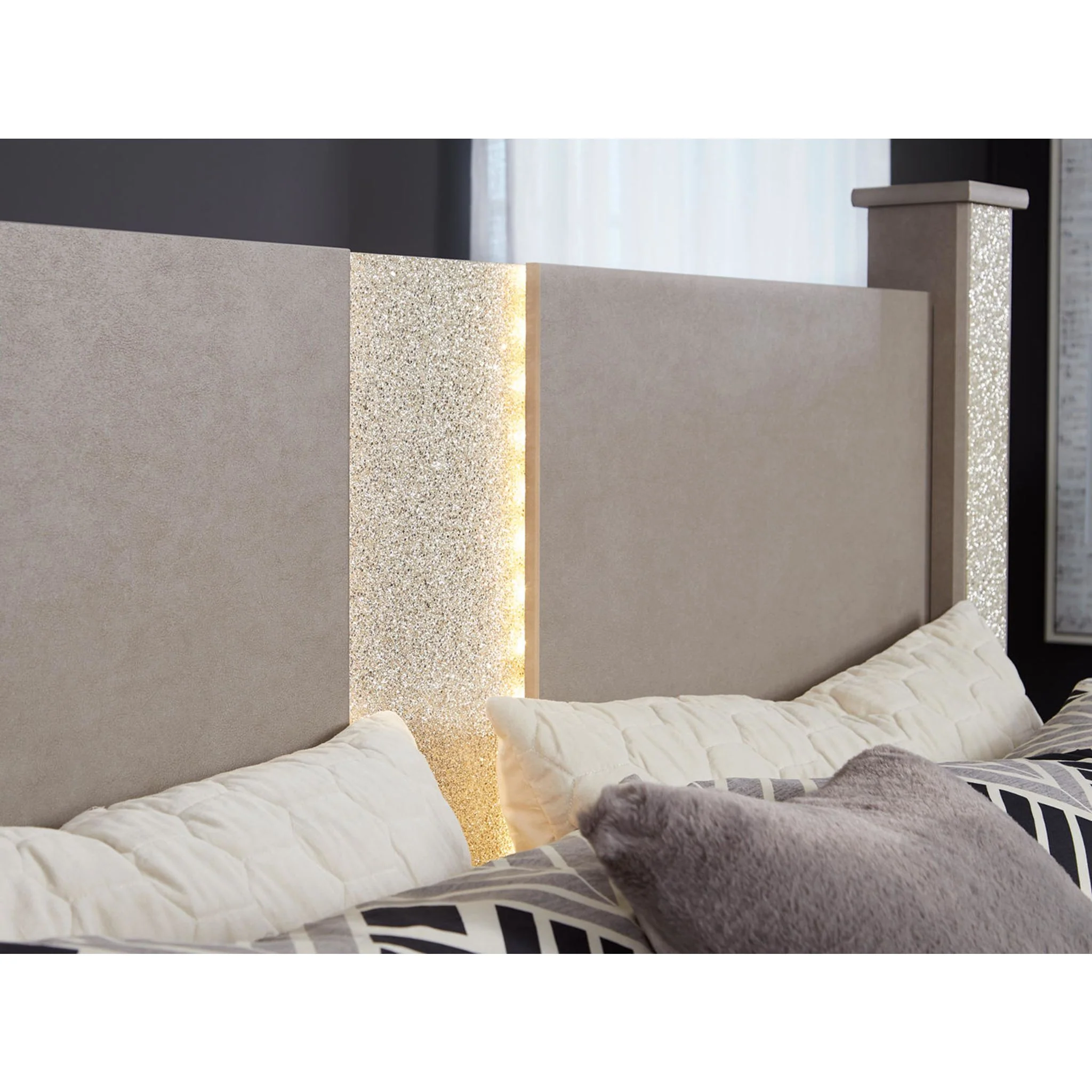 Surancha Poster Bed - Image 10