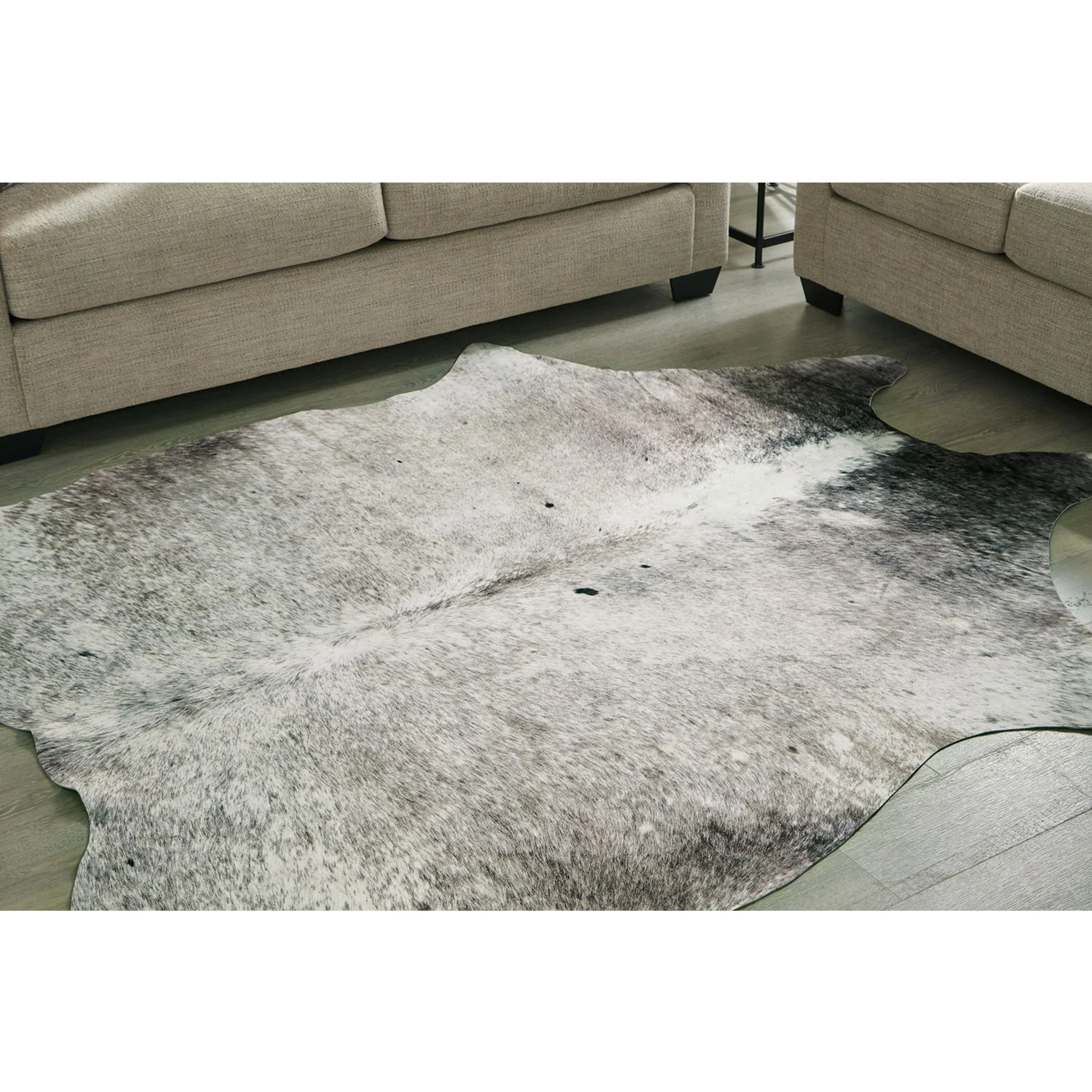 Tailboy Area Rug - Image 7