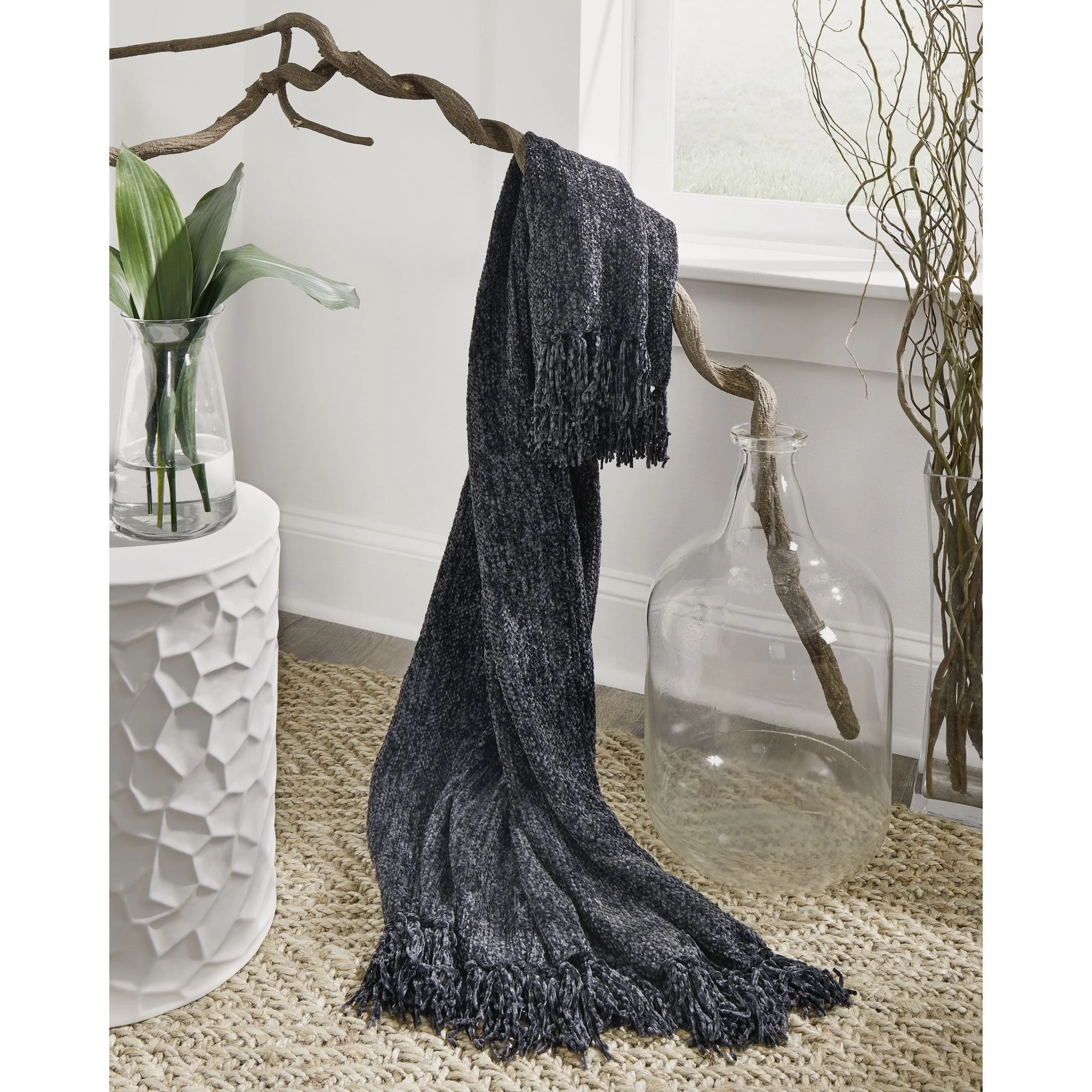 Tamish Throw - Image 2