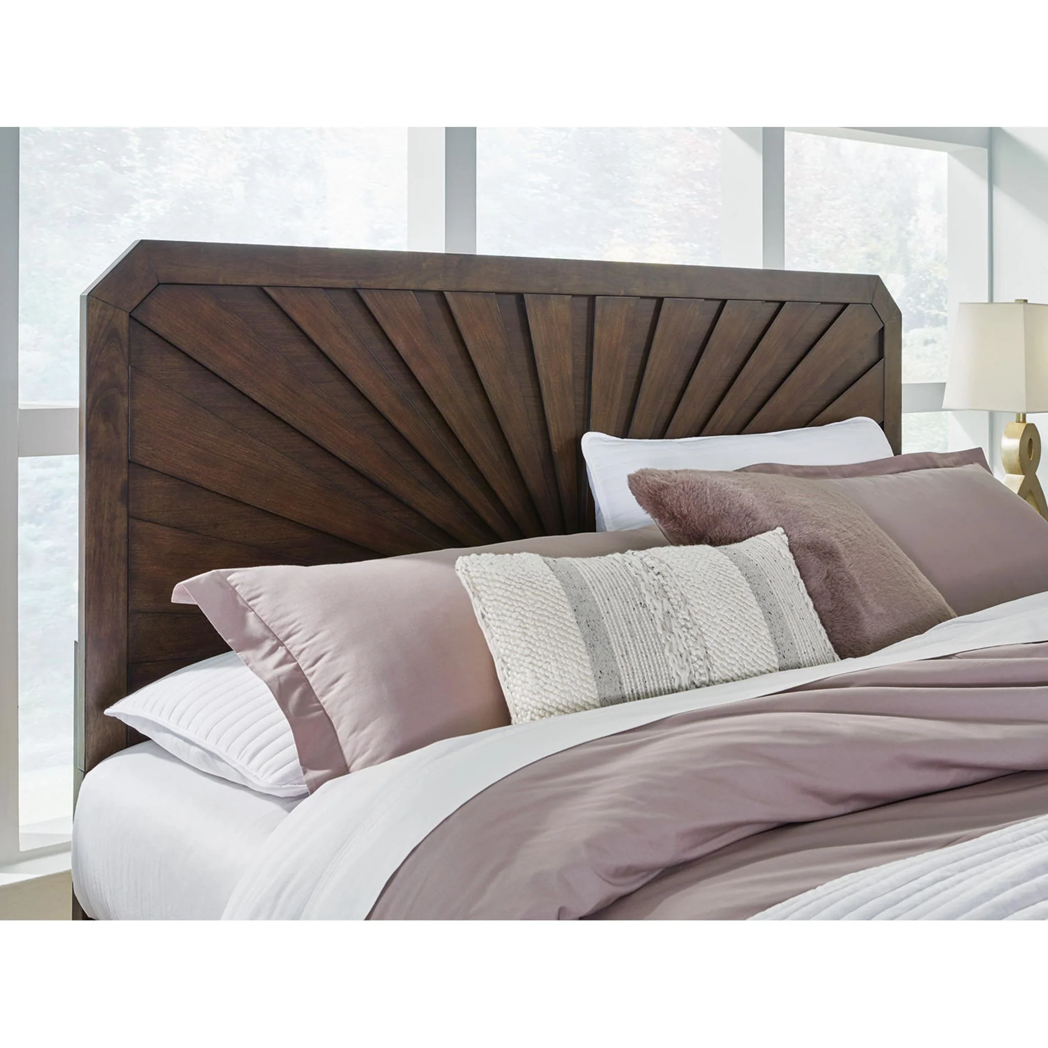 Tandisport-Exclusive 5 Piece Panel Bedroom - Image 5