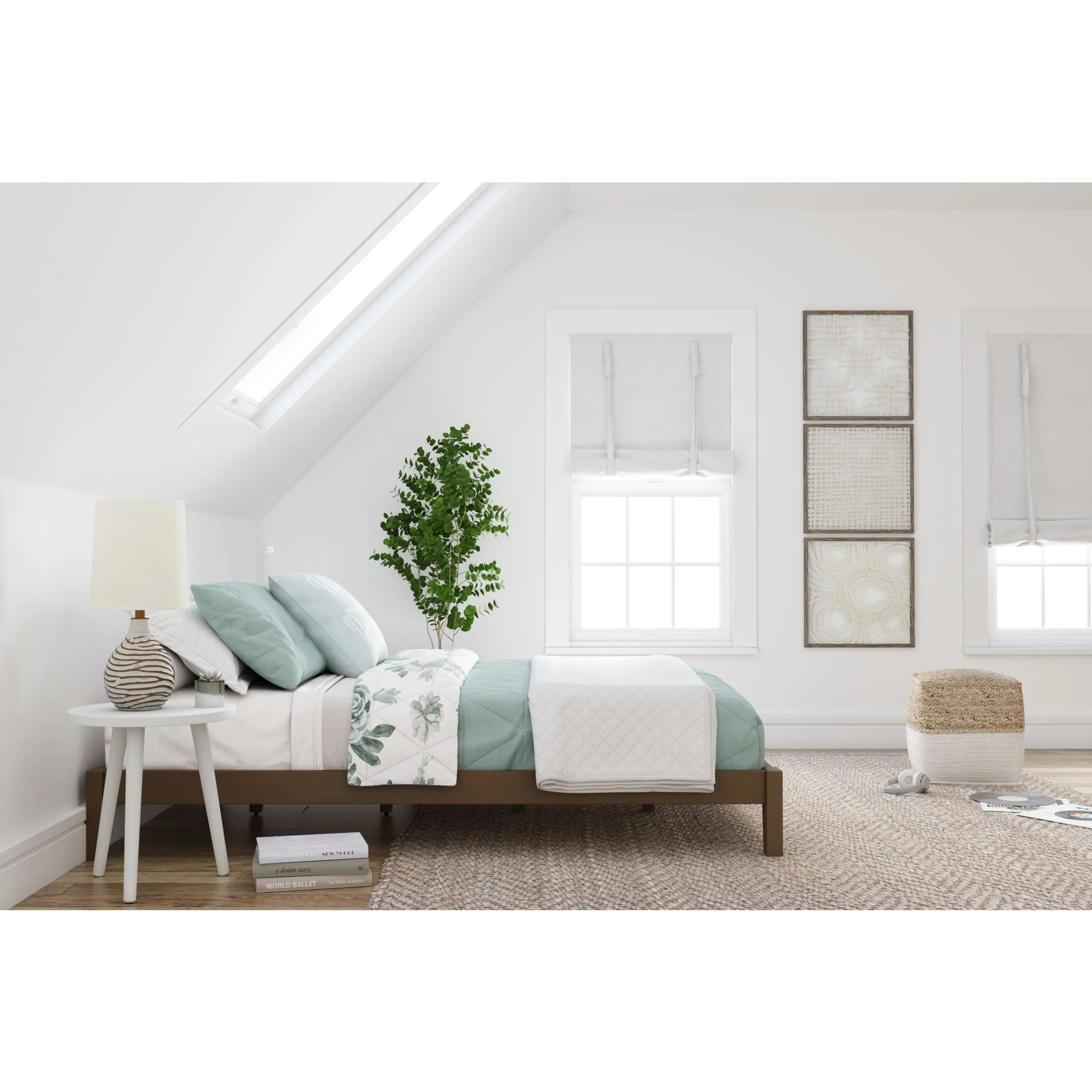 Tannally Platform Bed - Image 11