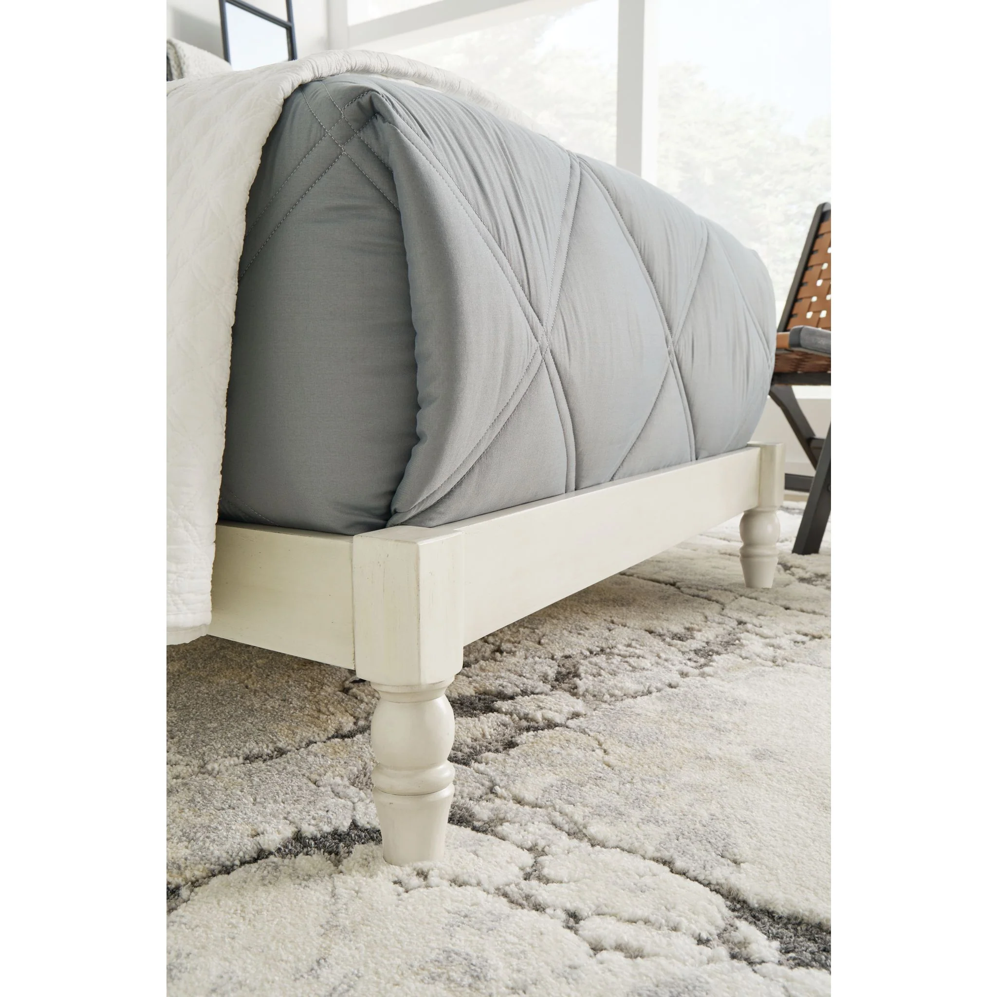Tannally Twin Platform Bed - Image 6