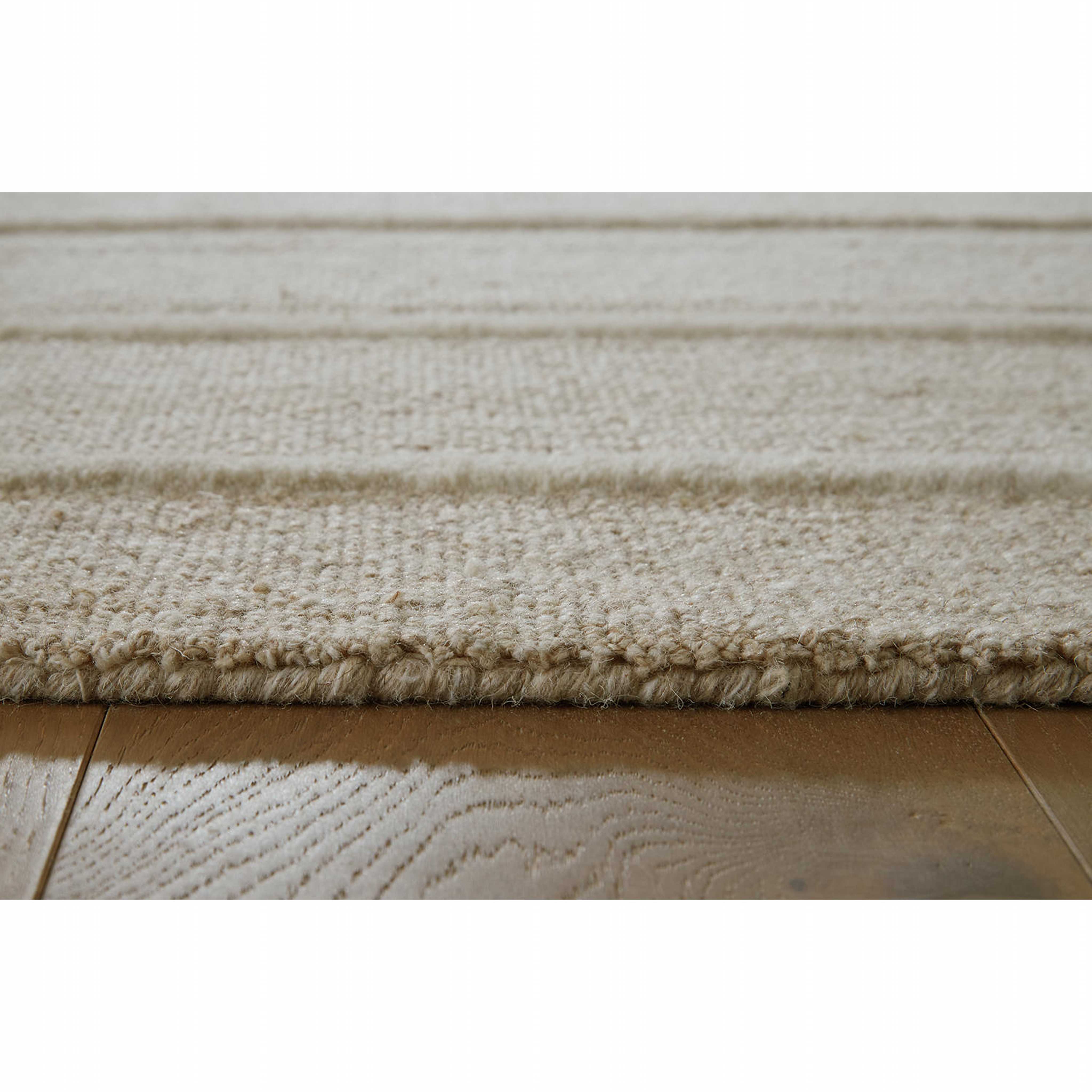 Teelgan Area Rug - Image 10