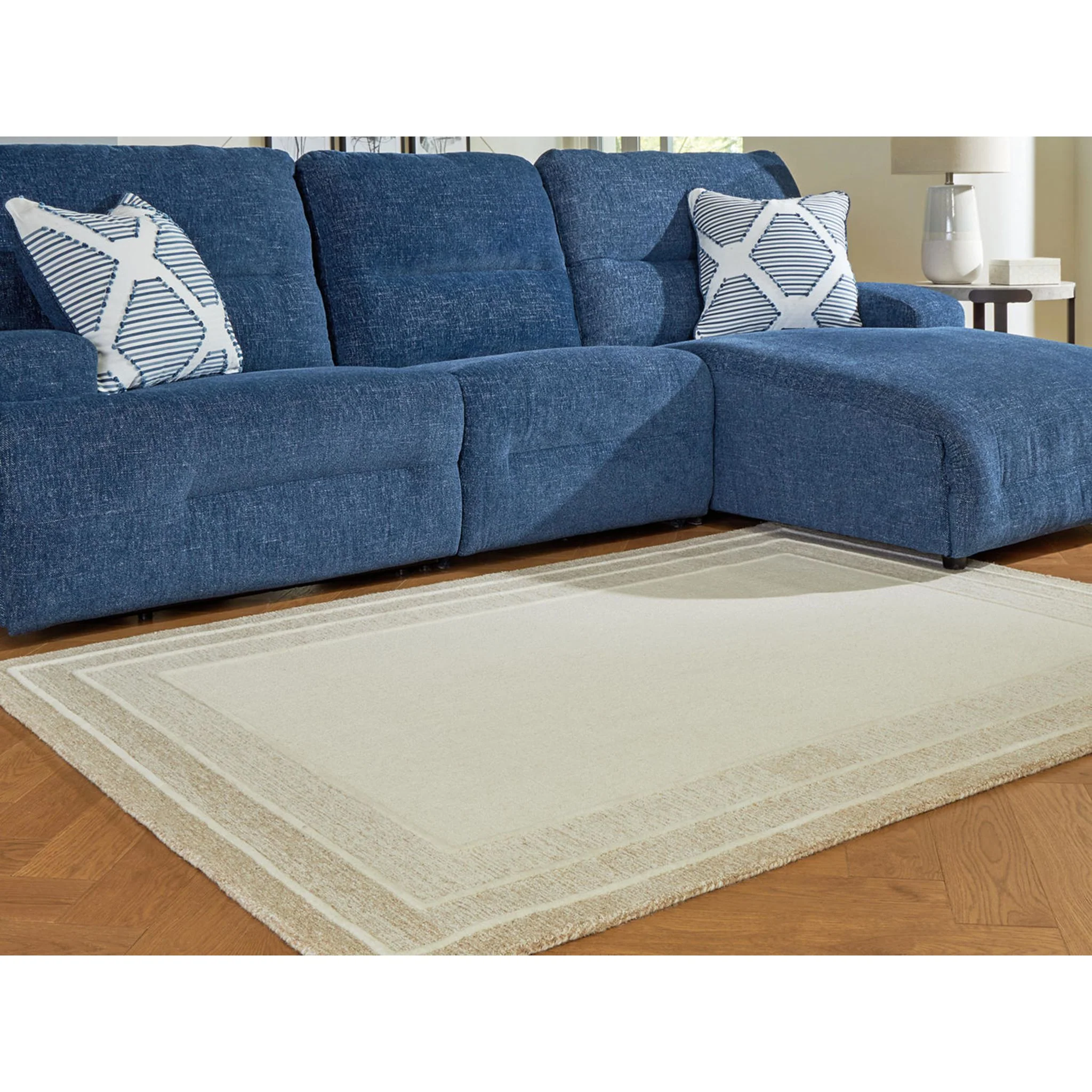Teelgan Area Rug - Image 2