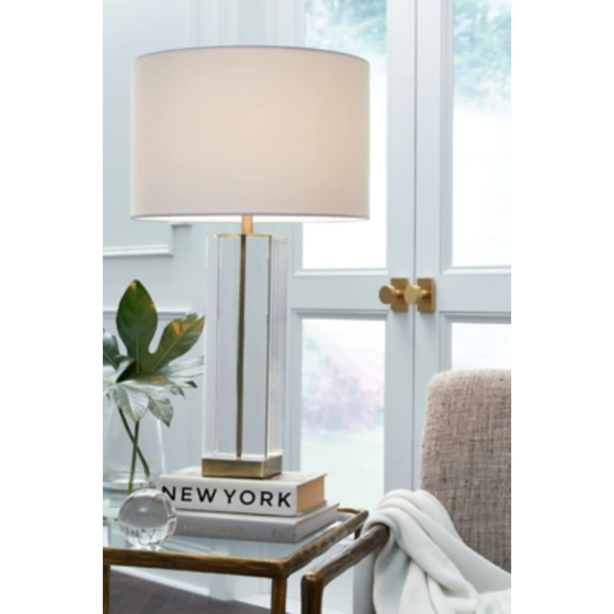 Teelsen Table Lamp (Single) - Image 6