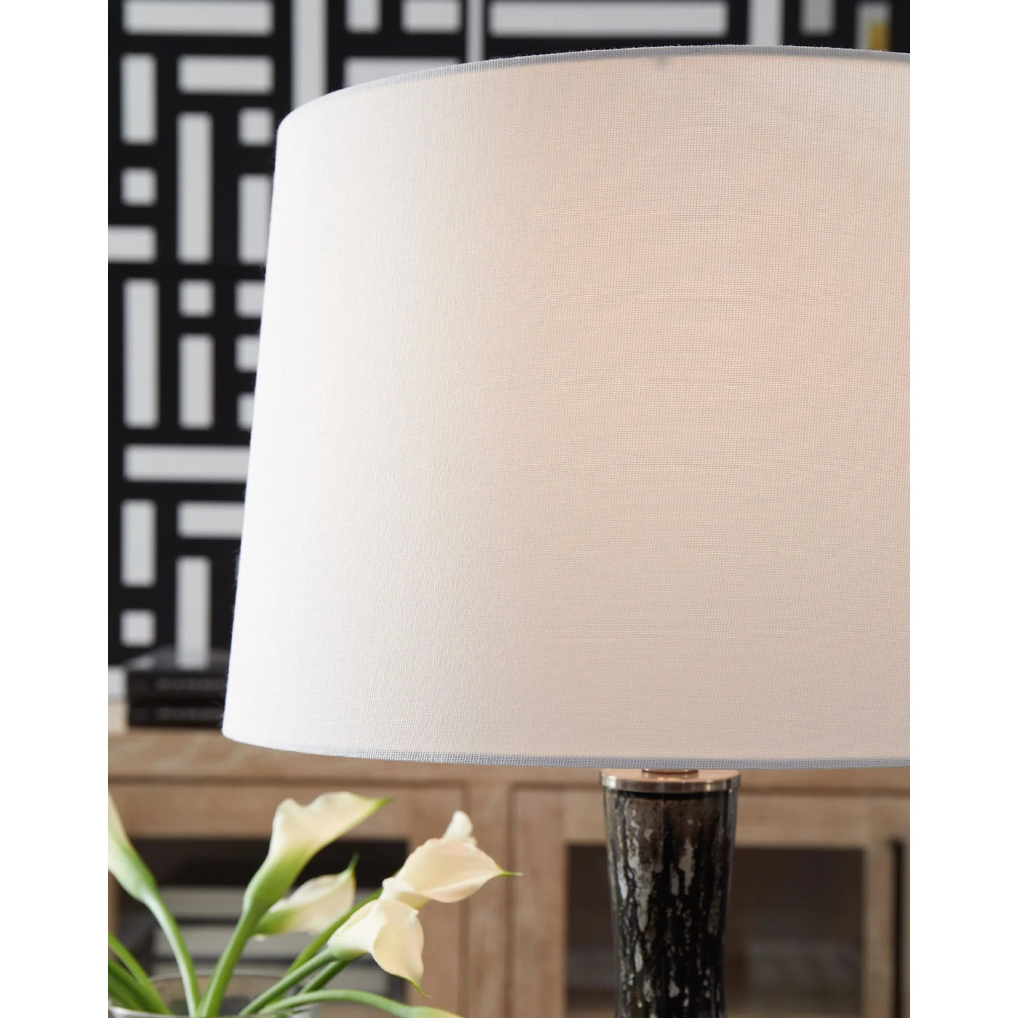 Tenslow Table Lamp (Single) - Image 3