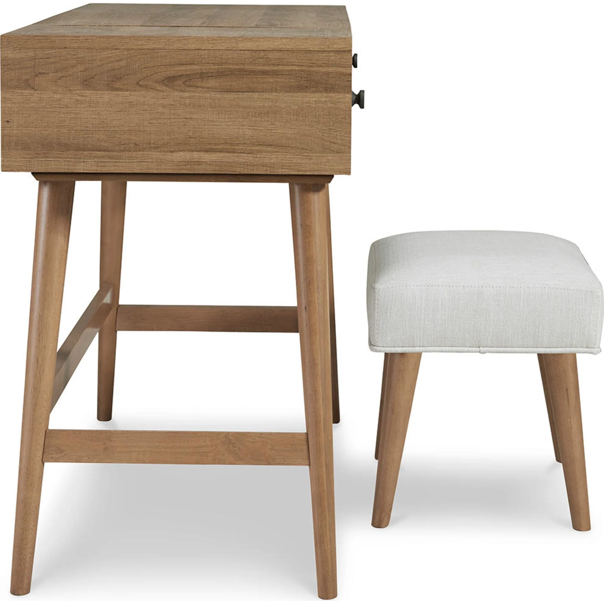 Thadamere Vanity Set - Image 7