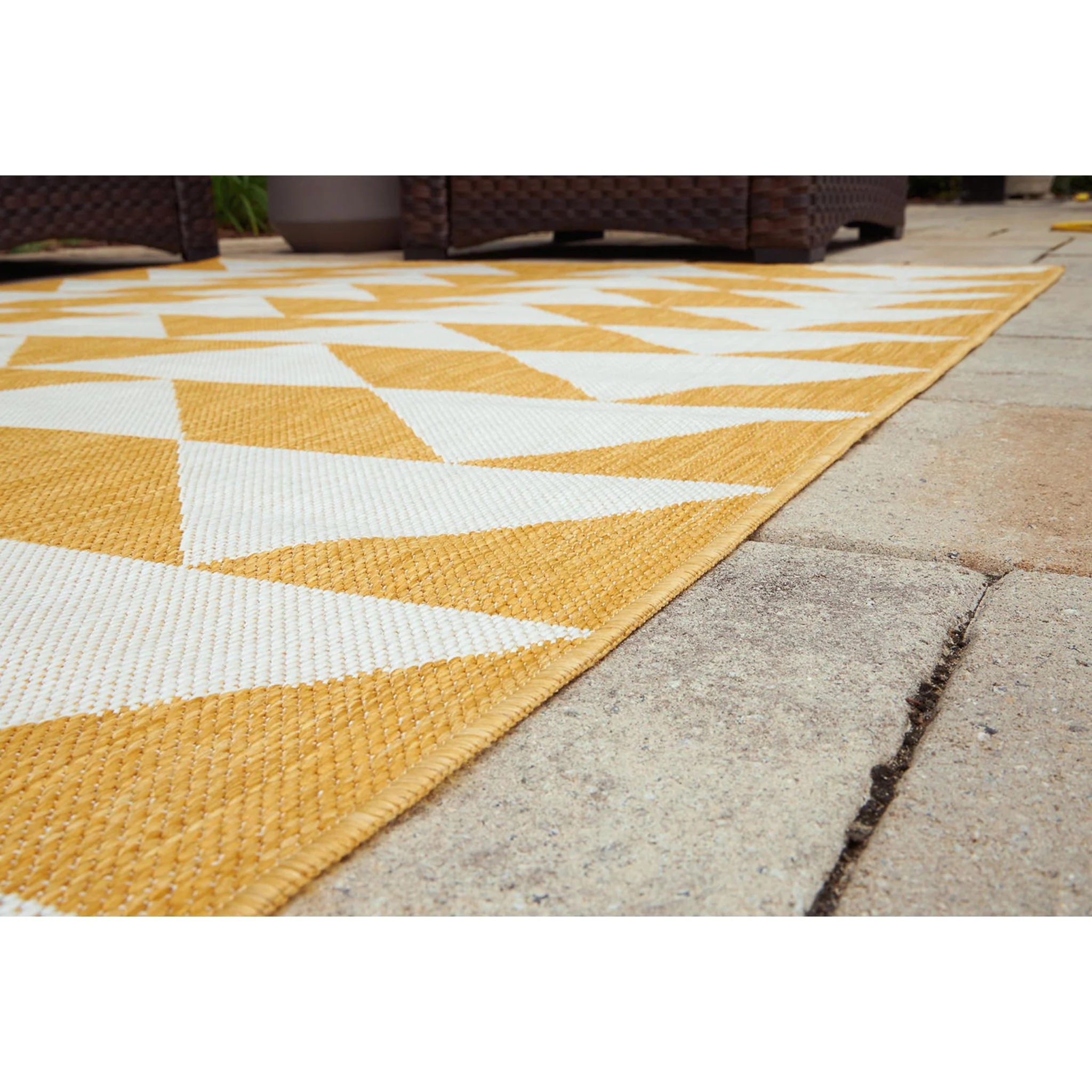 Thomley Area Rug - Image 3