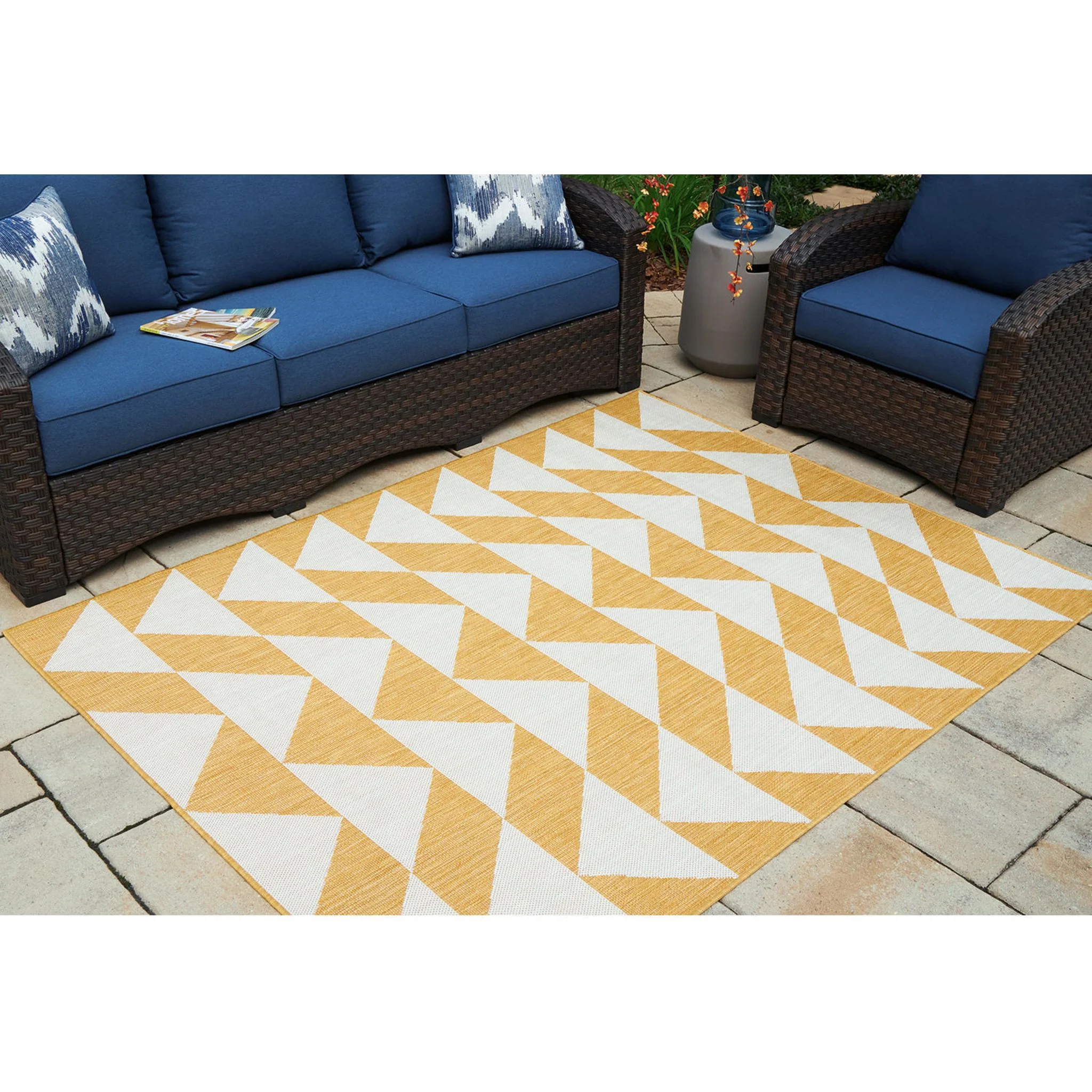 Thomley Area Rug - Image 7