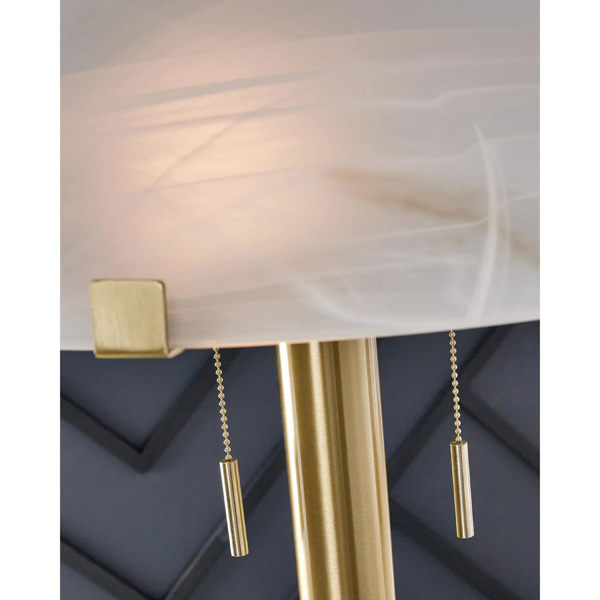 Tobbinsen Floor Lamp - Image 2