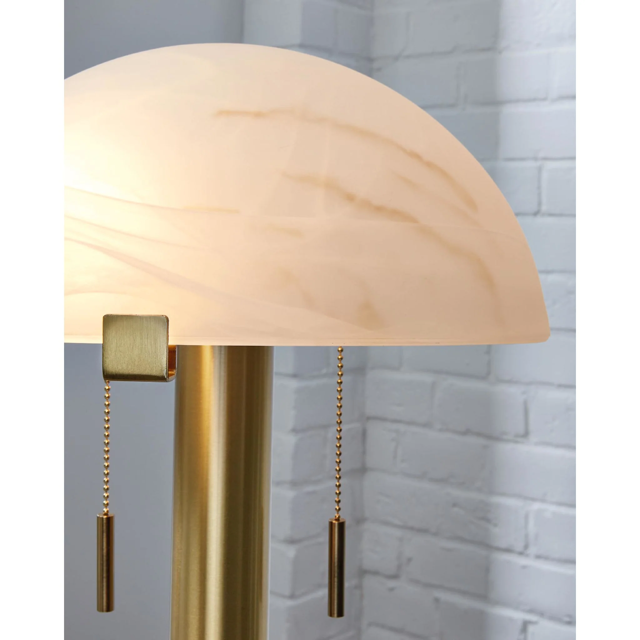 Tobbinsen Table Lamp - Image 5