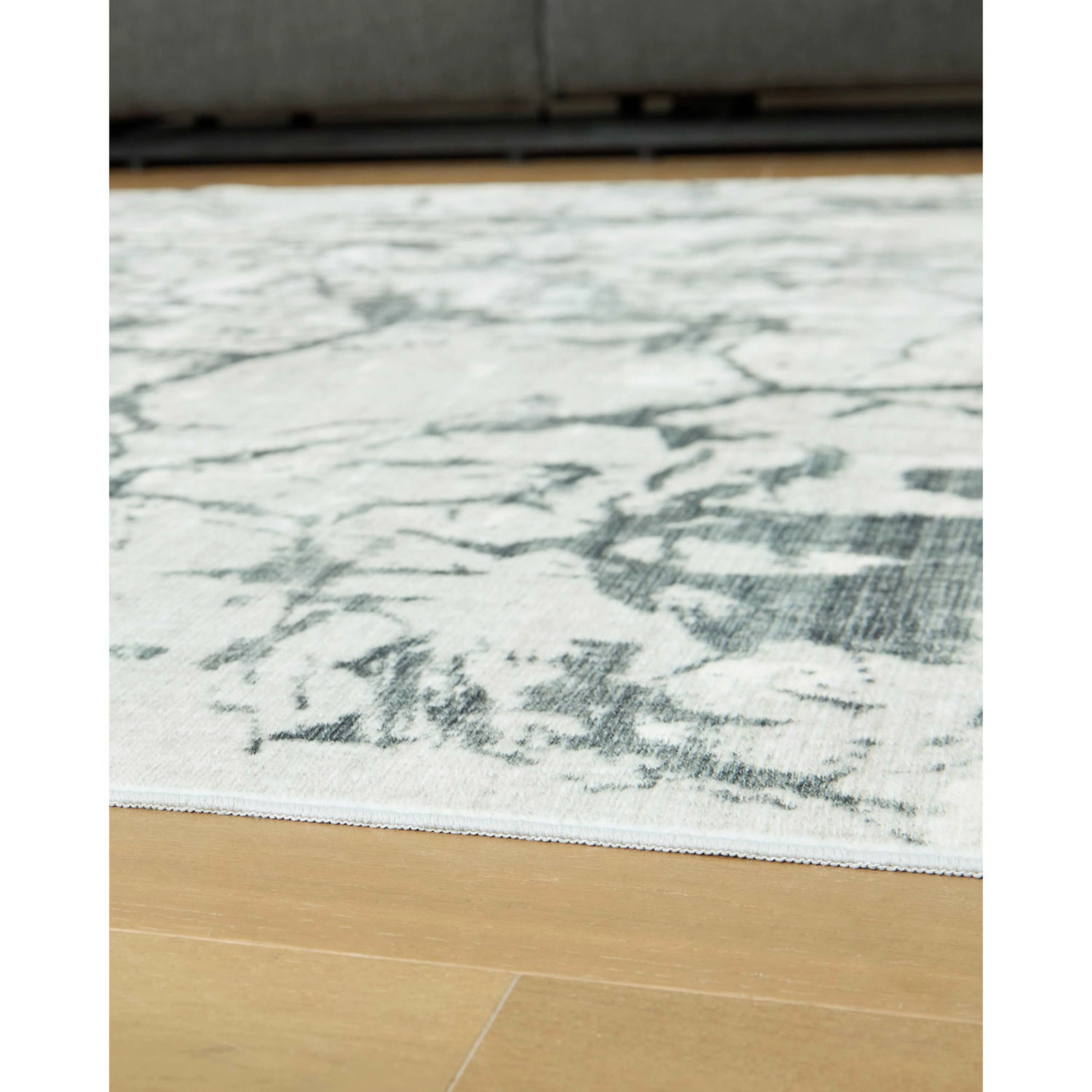 Tobinbury Area Rug - Image 15